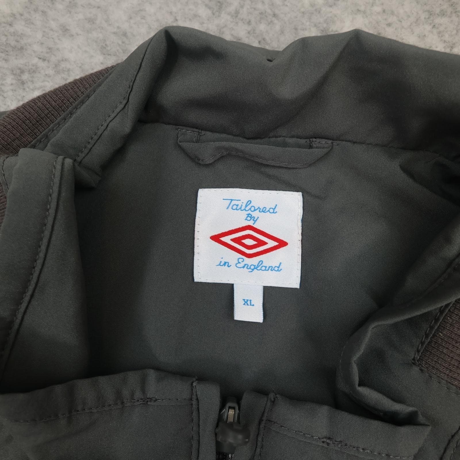 England Jacket Mens Extra Large Grey 2012 2013 Umbro Tailored England Track Top photo 5