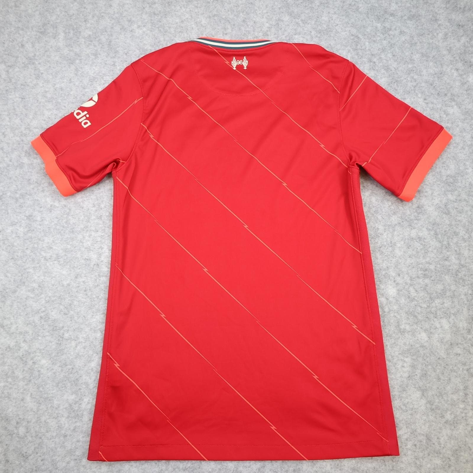 Liverpool Shirt Mens Small Red Home 2021 2022 Football Nike Standard Chartered photo 13