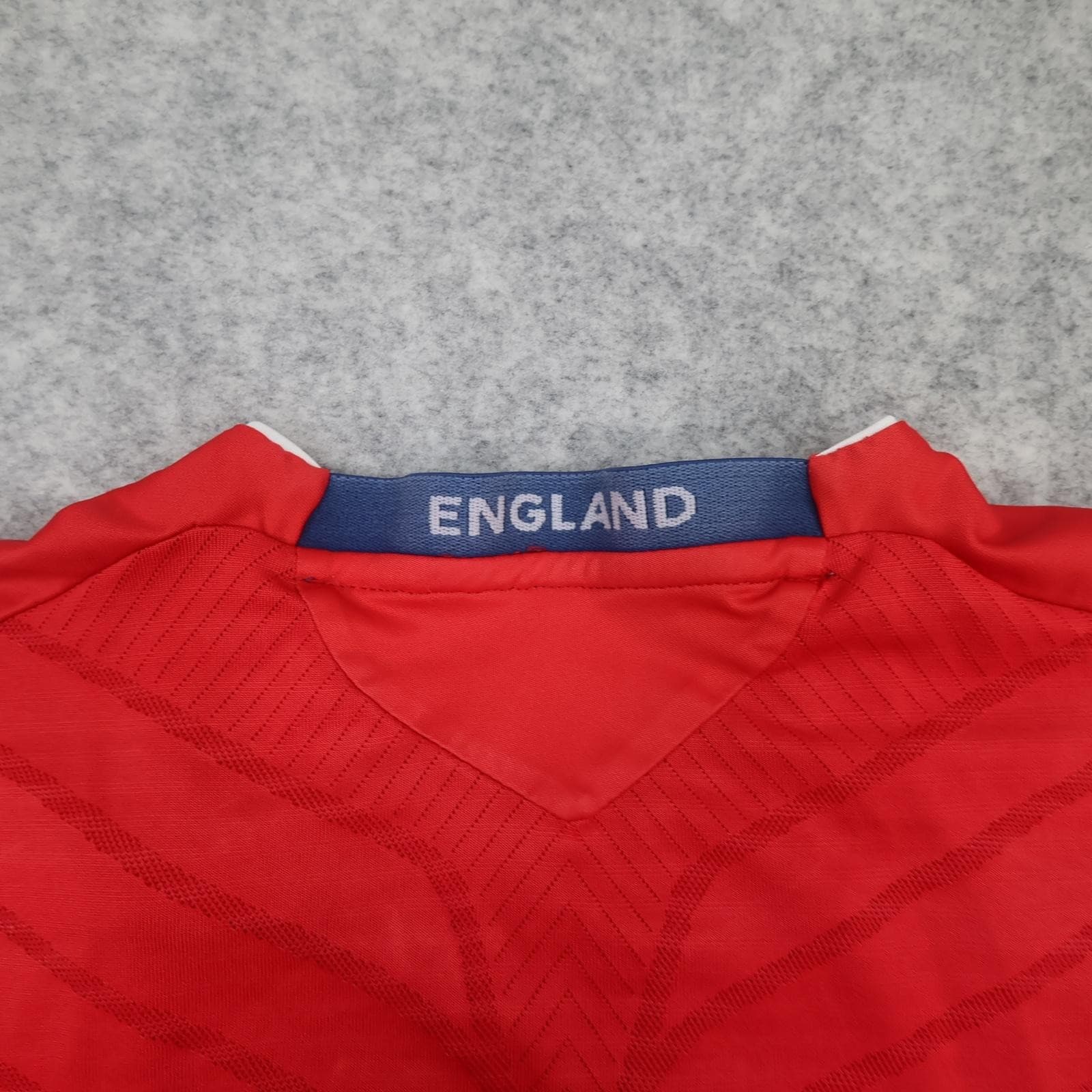 England Away Shirt Mens Small Red Short Sleeve 2008 2010 Football Umbro Jersey photo 14
