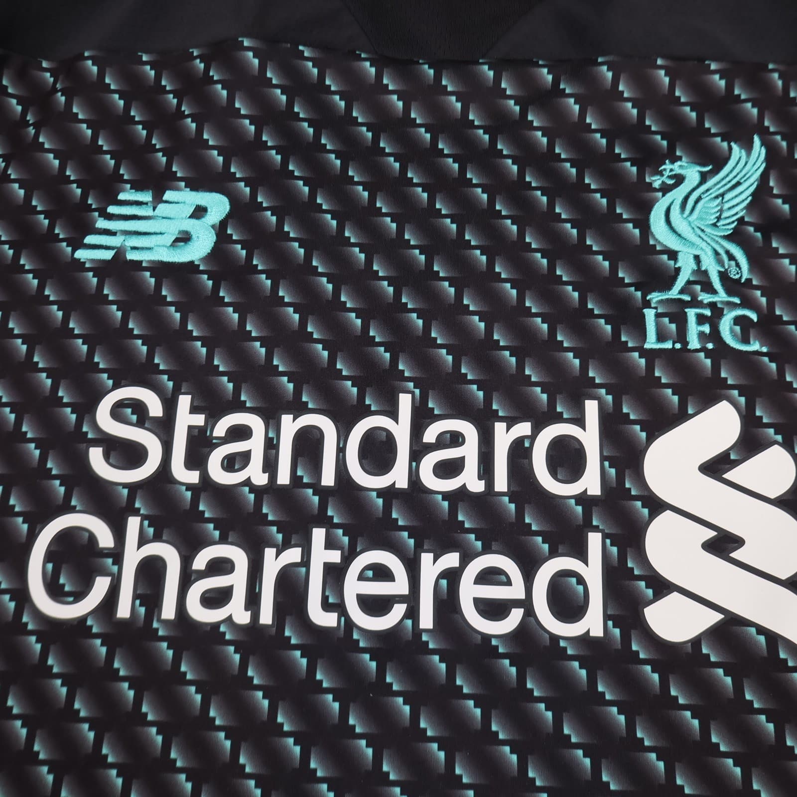 Liverpool Shirt Large Black Third Kit 2019 2020 New Balance Soccer Jersey photo 3