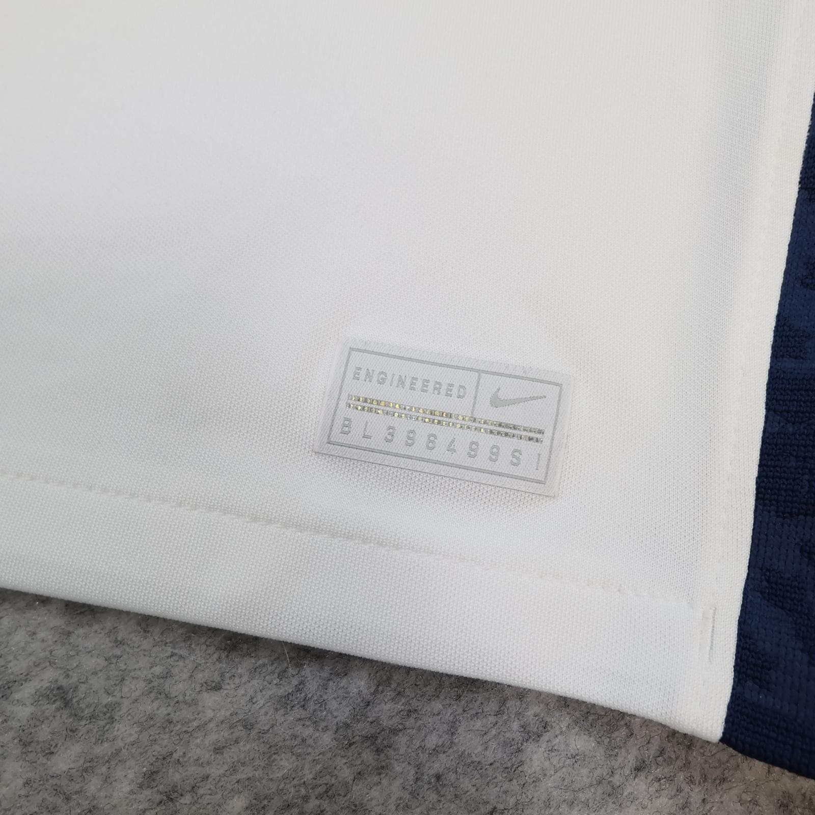 England Home Shirt Mens Medium White 2020 2021 Football Nike Saka 25 Jersey photo 4