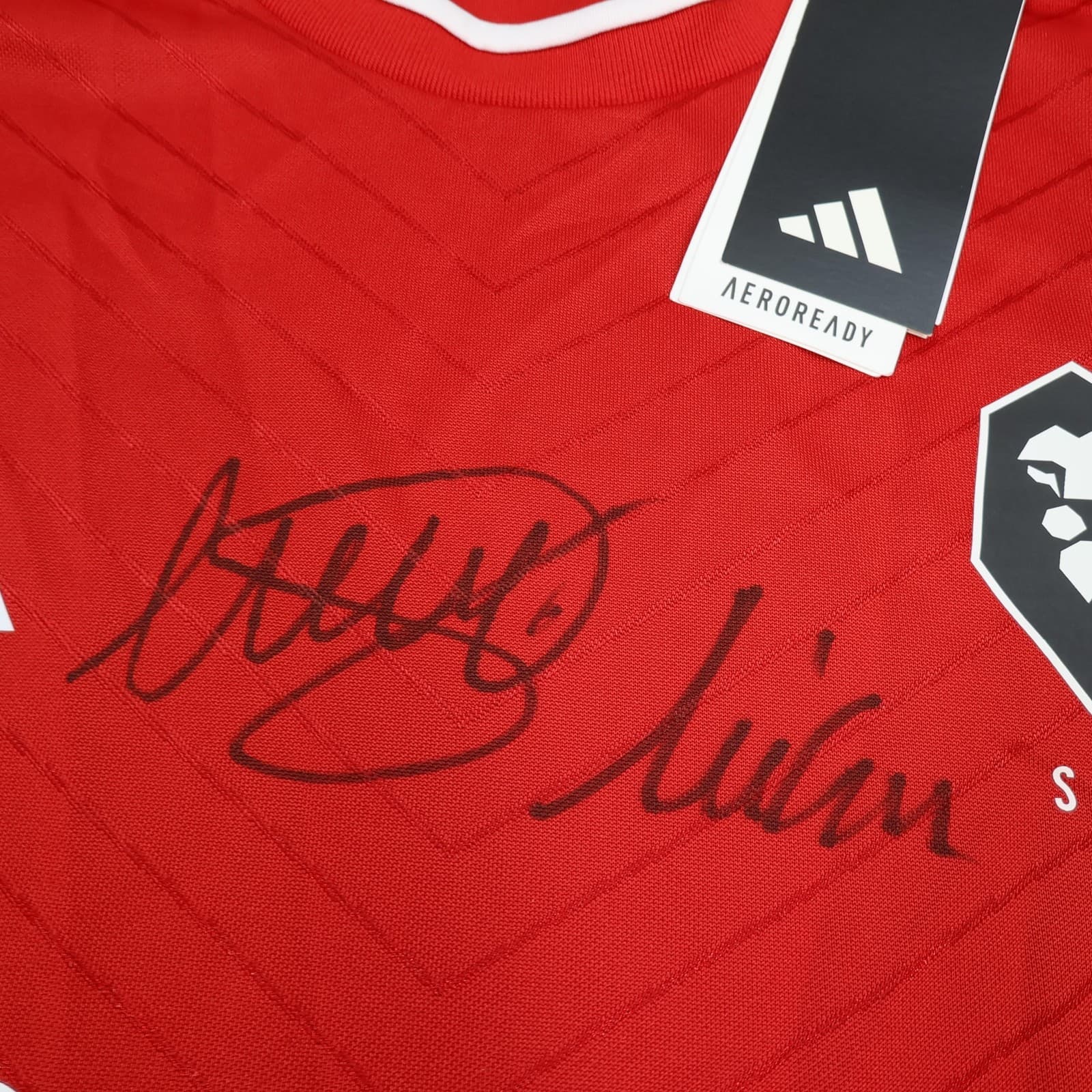 Salford City Shirt Mens Large Red Home Football Adidas Salboy Signed Jersey photo 5