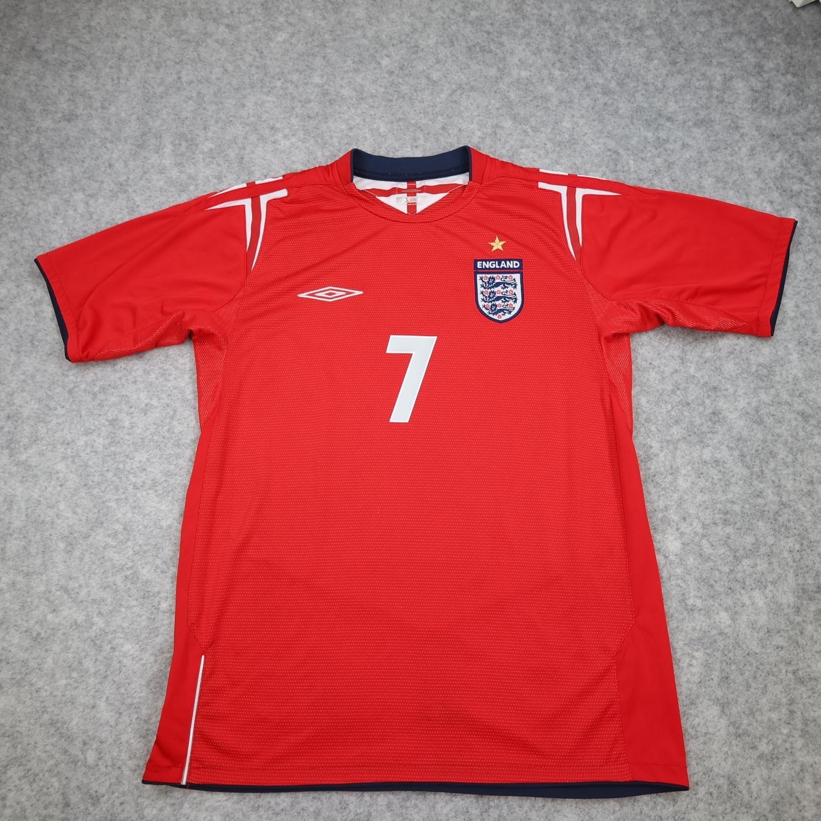 Vintage England Shirt Mens Medium Red Away 2004 2005 Soccer Umbro Beckham 7 photo 5