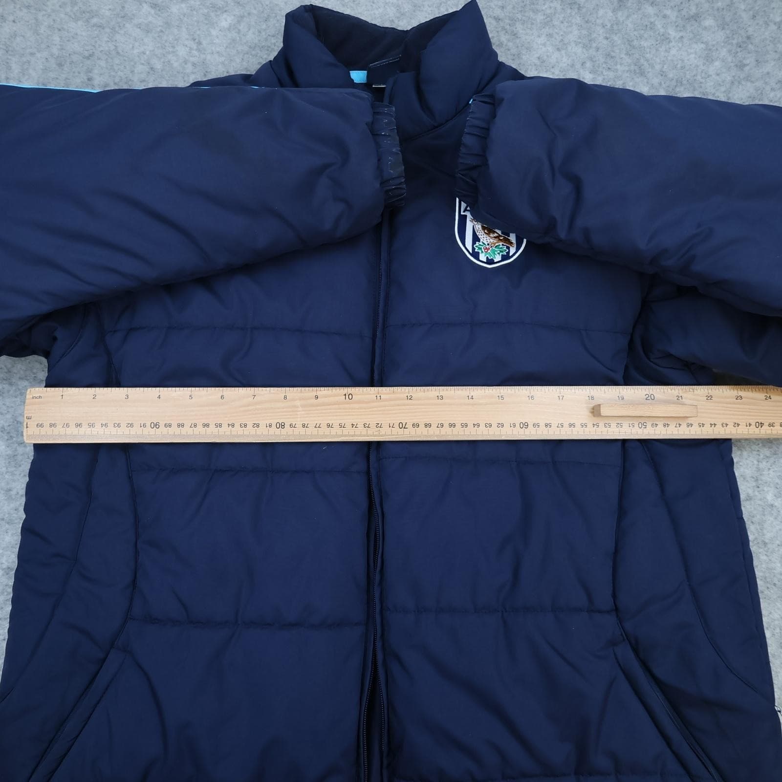 West Bromwich Albion Jacket Mens Large Navy EPL Football Umbro Padded Coat photo 10