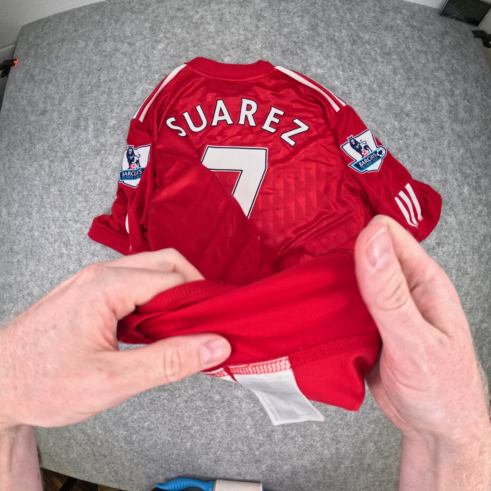 Liverpool Football Shirt Large Red Home adidas Luis Suarez 7 2010 2012 Jersey photo 5