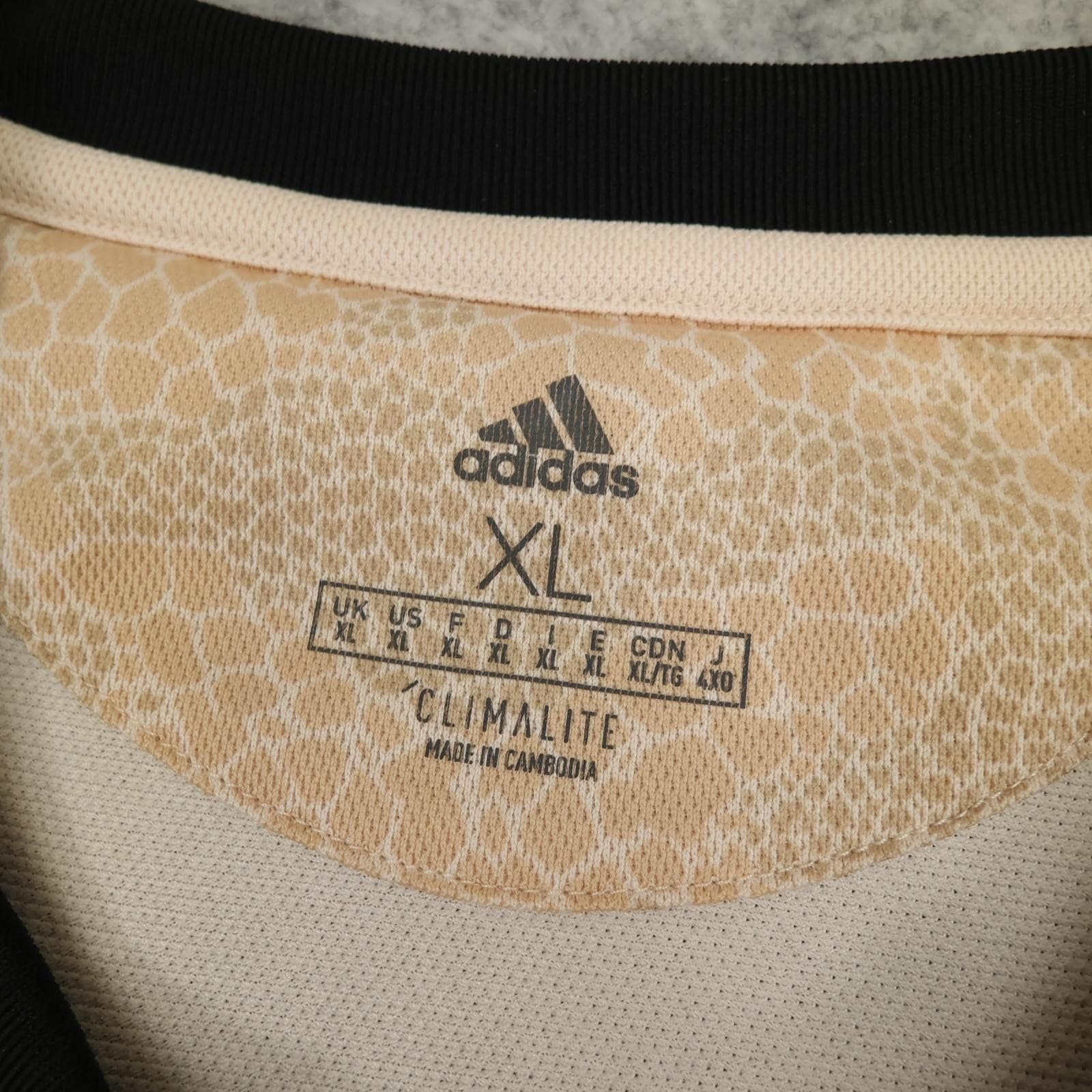 Manchester United Away Shirt Mens XL Beige 2019 2020 Soccer Adidas Jersey photo 7