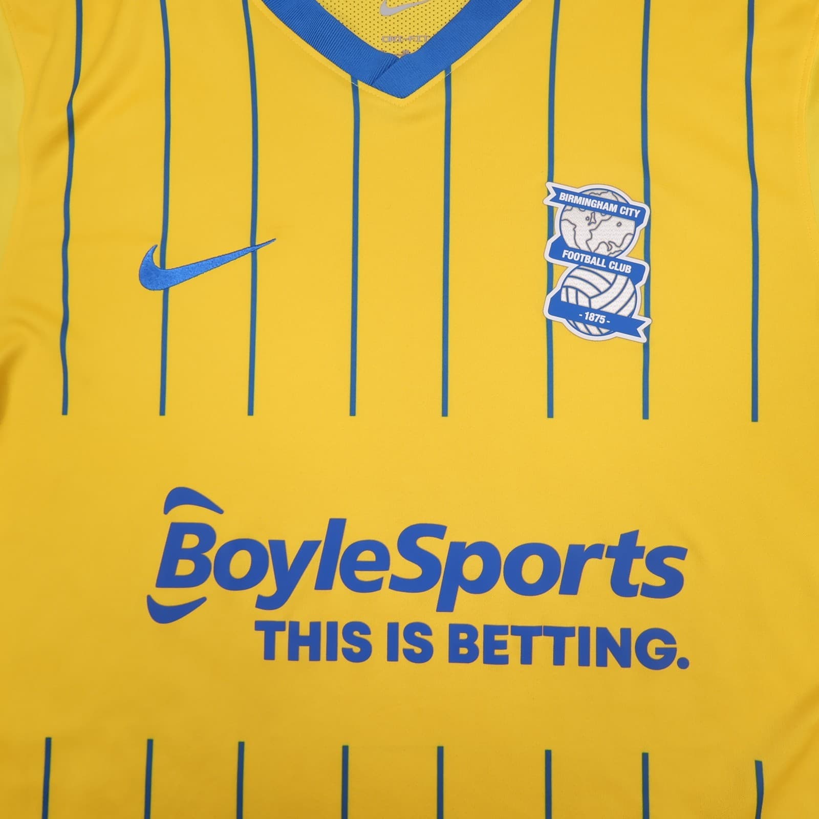 Birmingham City Shirt Extra Large Away shirt Yellow Nike 2021 2022 Soccer Jersey photo 3
