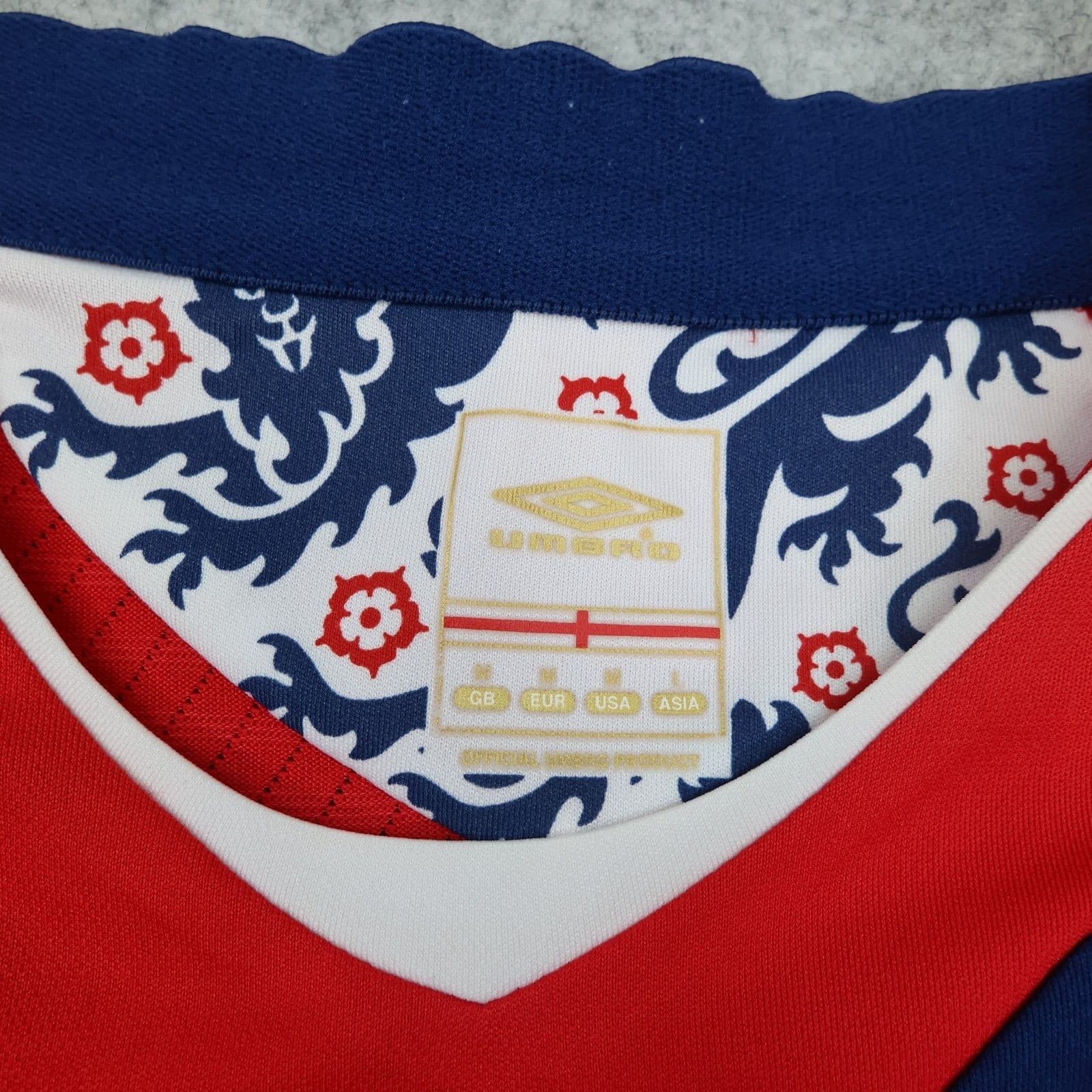 England Football Shirt Medium Red Away Kit 2008 2010 Jersey David Beckham 7 photo 8