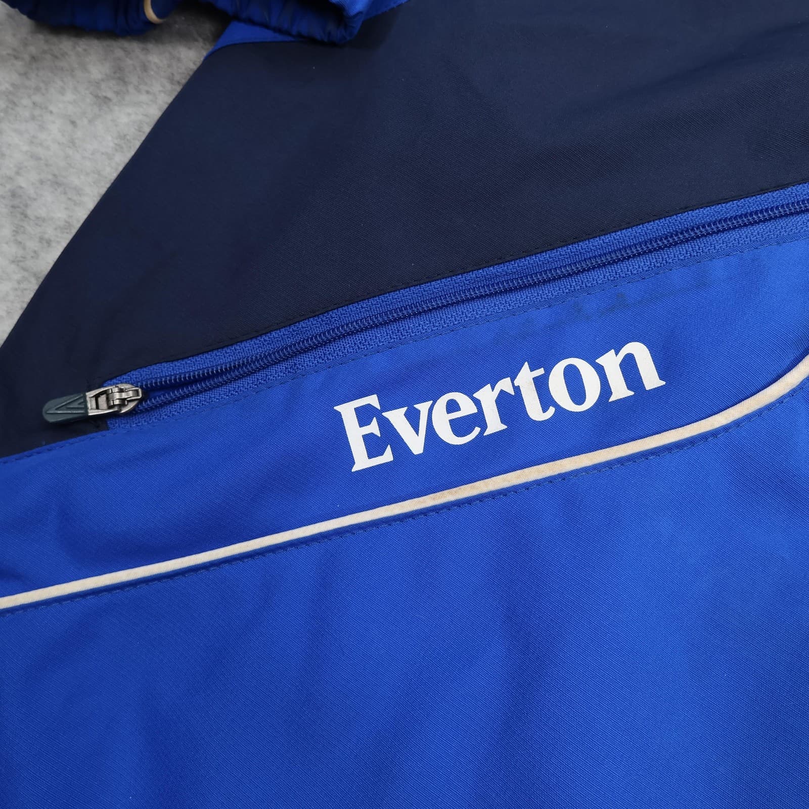 Everton Jacket Mens XXL Blue Navy Football Umbro Hooded Rain Training Coat photo 4
