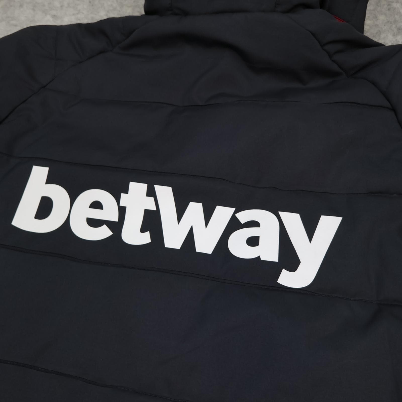 West Ham United Jacket Mens Medium Navy EPL Football Umbro Hooded Padded Coat photo 7