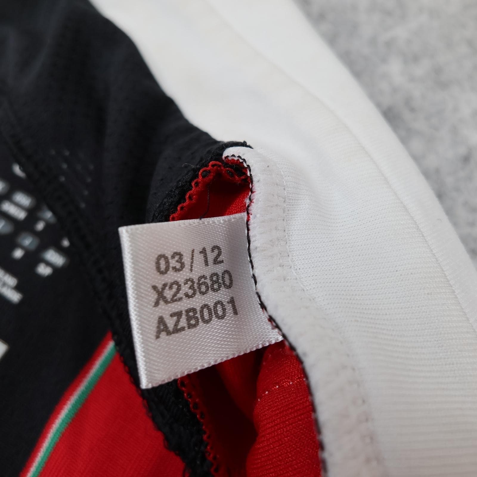 AC Milan Shirt Mens Small Red Black Home 2012 2013 Football Adidas Fly Emirates photo 5