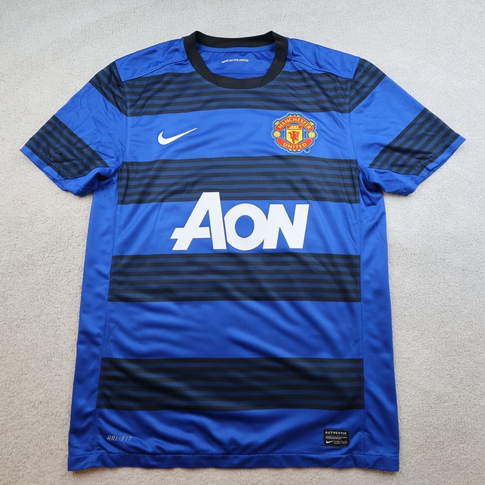Manchester United Shirt Medium Away Blue Home Kit 2011 2012 Jersey Van Persie photo 2