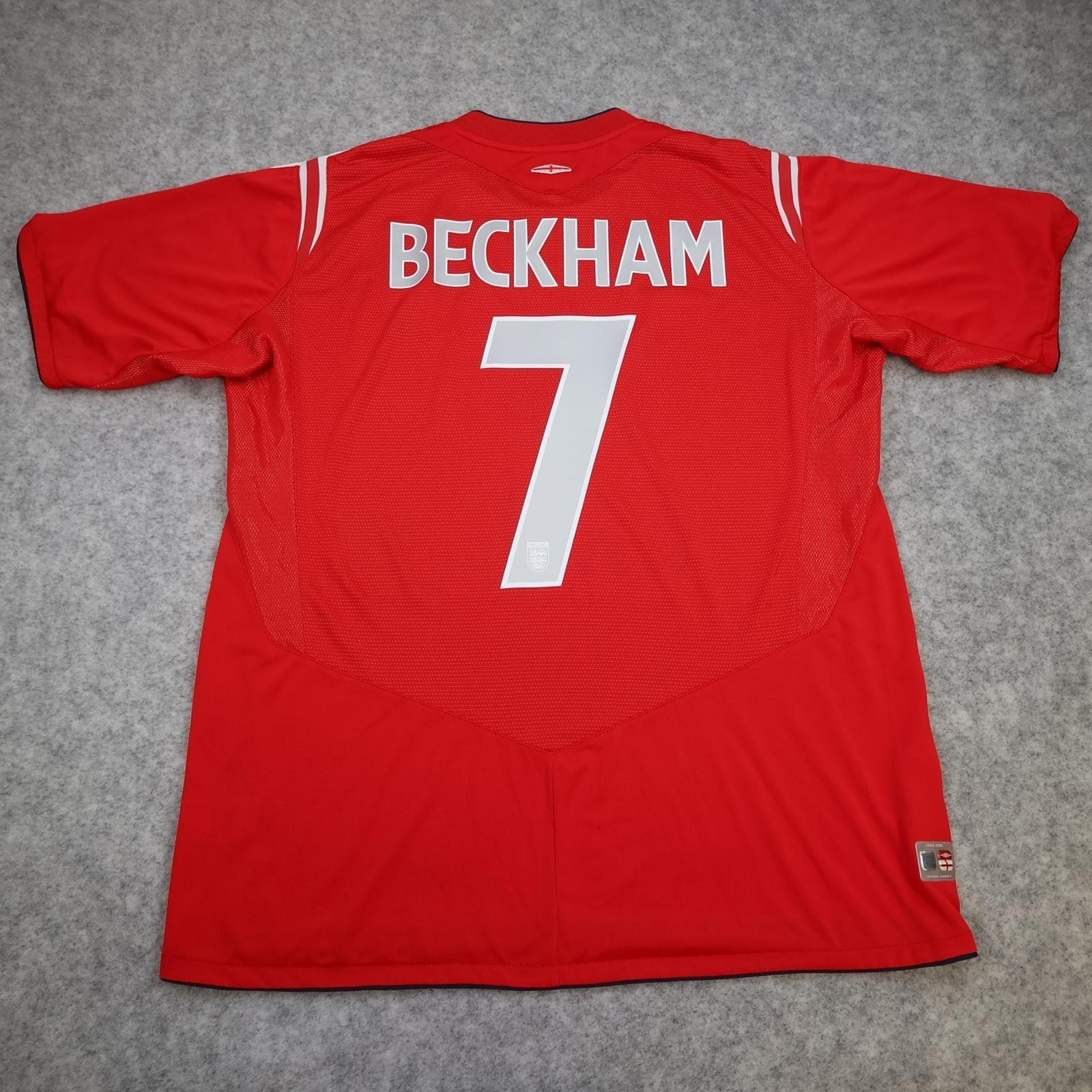 Vintage England Away Shirt Mens XL Red 2004 2006 Football Umbro David Beckham 7