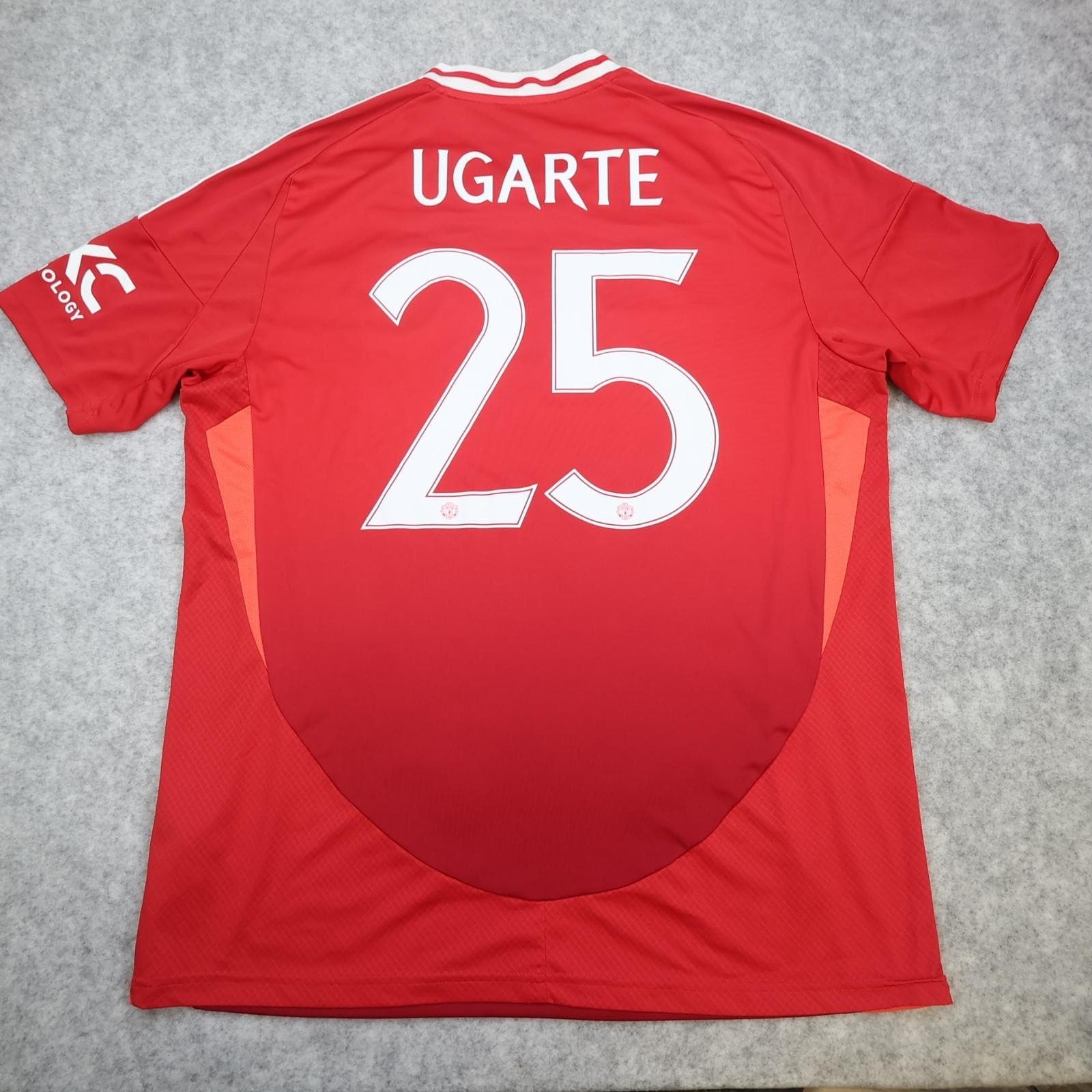 Manchester United Shirt Mens XL Red Home 2024 2025 EPL Football Adidas Ugarte 25