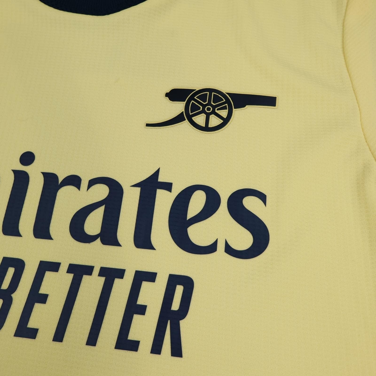 Arsenal Away Shirt Mens Medium Yellow 2021 2022 EPL Football Adidas Saka 7 photo 5