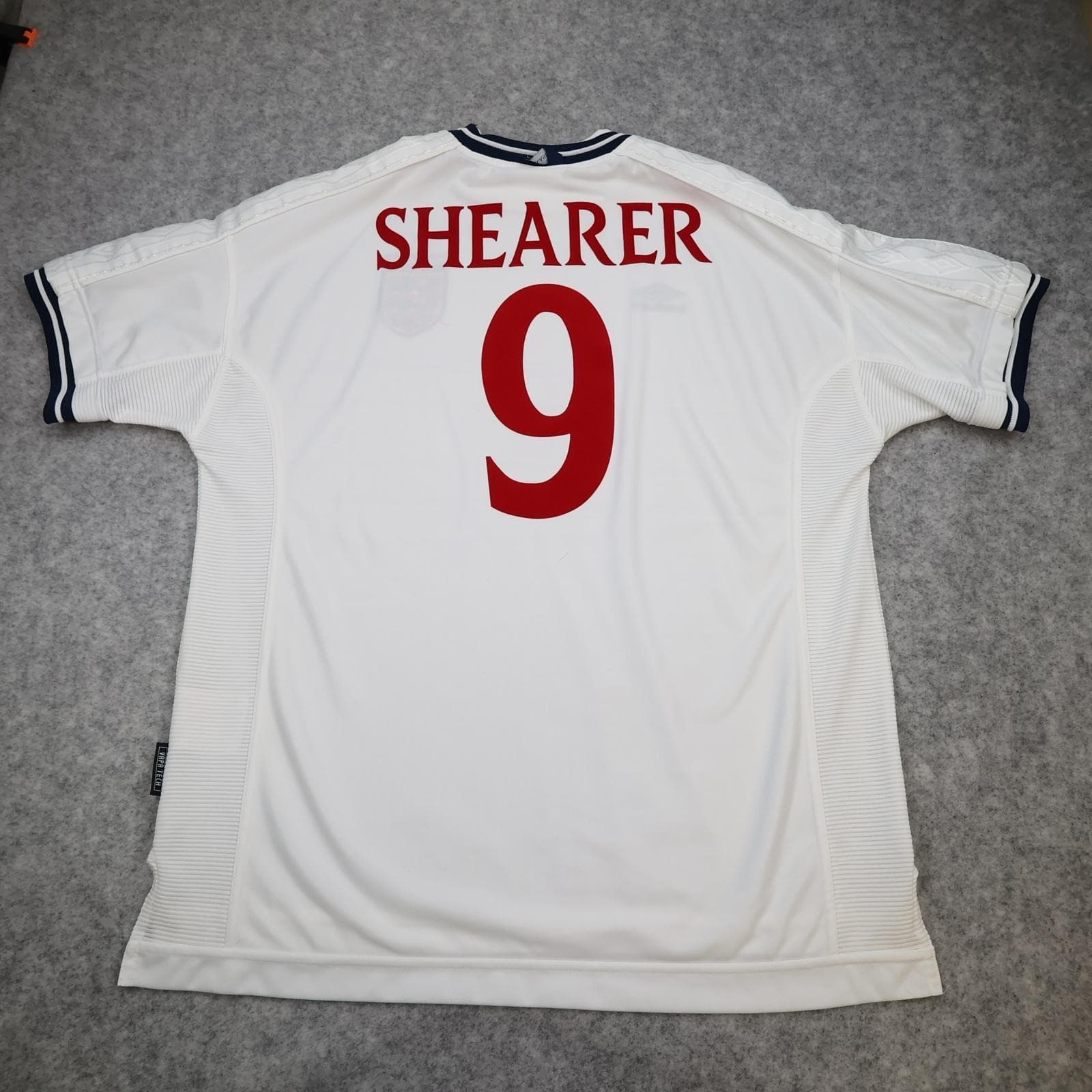 Vintage England Home Shirt Mens 2XL White 1999 2001 Football Umbro Shearer 9