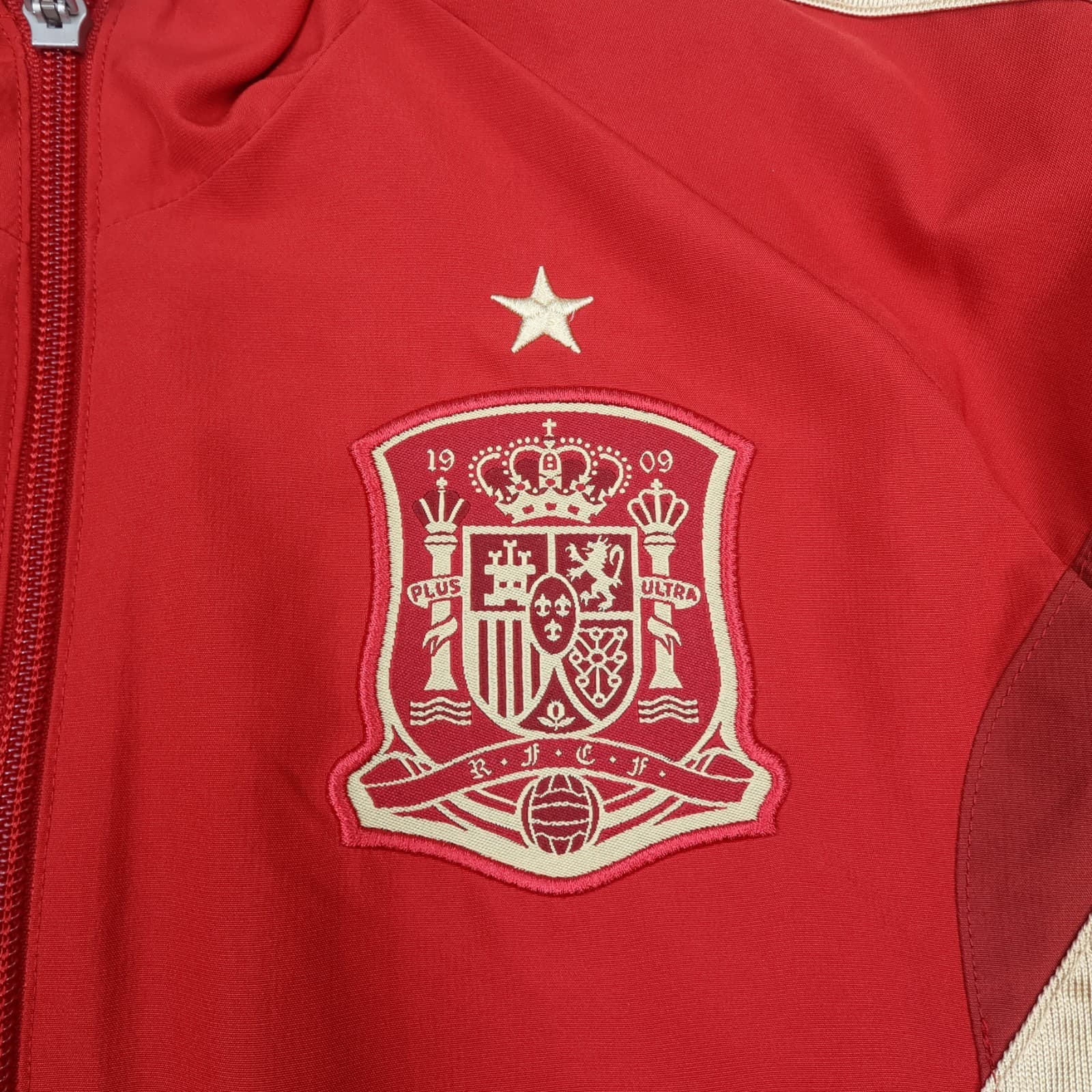 Spain Football Tracksuit Medium Red 2012 2013 España Jacket World Cup photo 4
