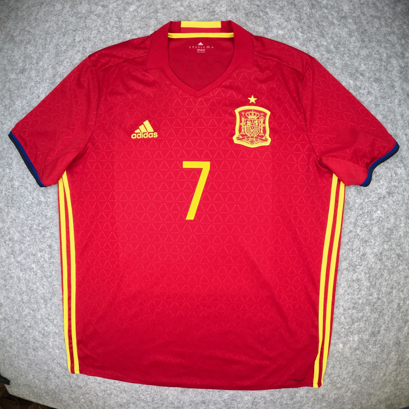Spain Football Shirt Extra Large Red Home 2016 17 Adidas Morata 7 Soccer Jersey photo 2