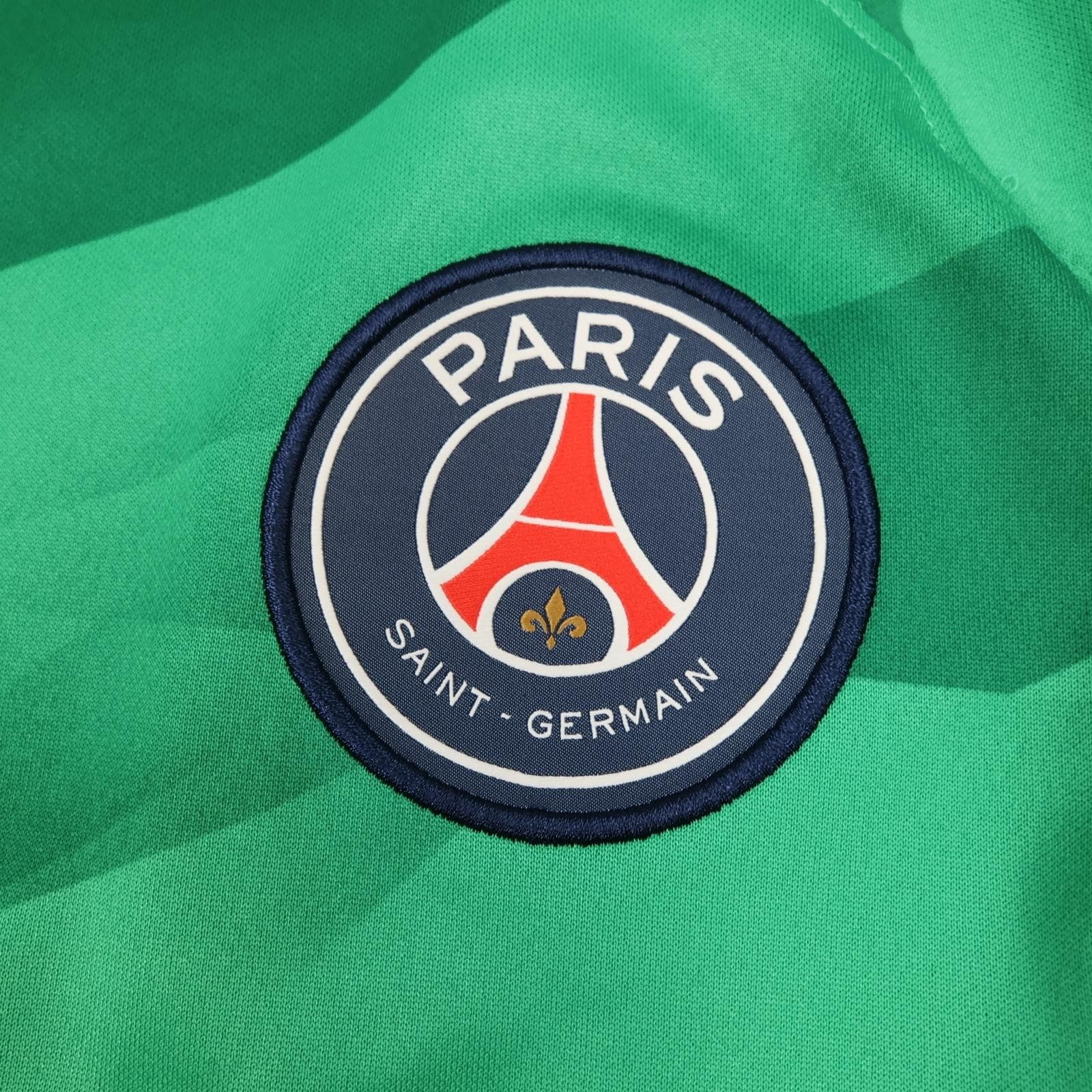Paris Saint-Germain Goalkeeper Mens Medium Green 2023 2024 Nike Soccer Jersey photo 6
