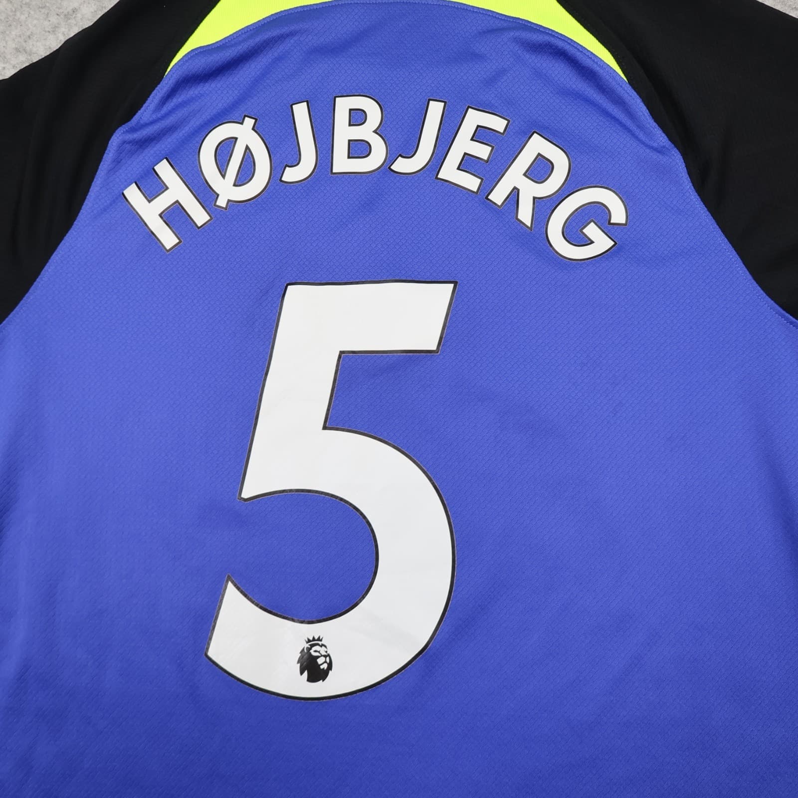 Tottenham Hotspur Shirt Medium Purple Away Kit 2020 2021 Soccer Jersey Hojbjerg photo 14