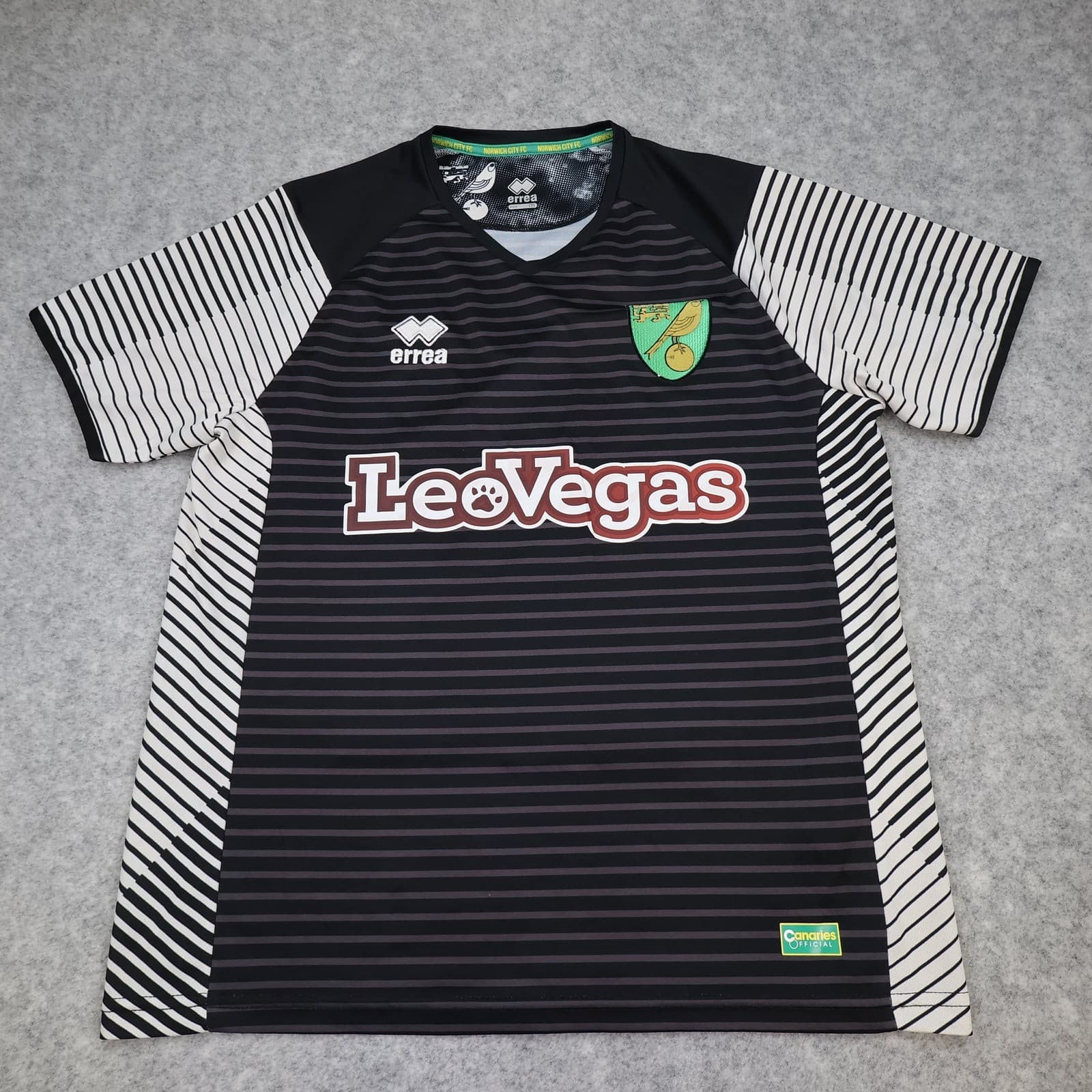 Norwich City FC Football Shirt Adults Medium Black Away 2017 2018 Errea