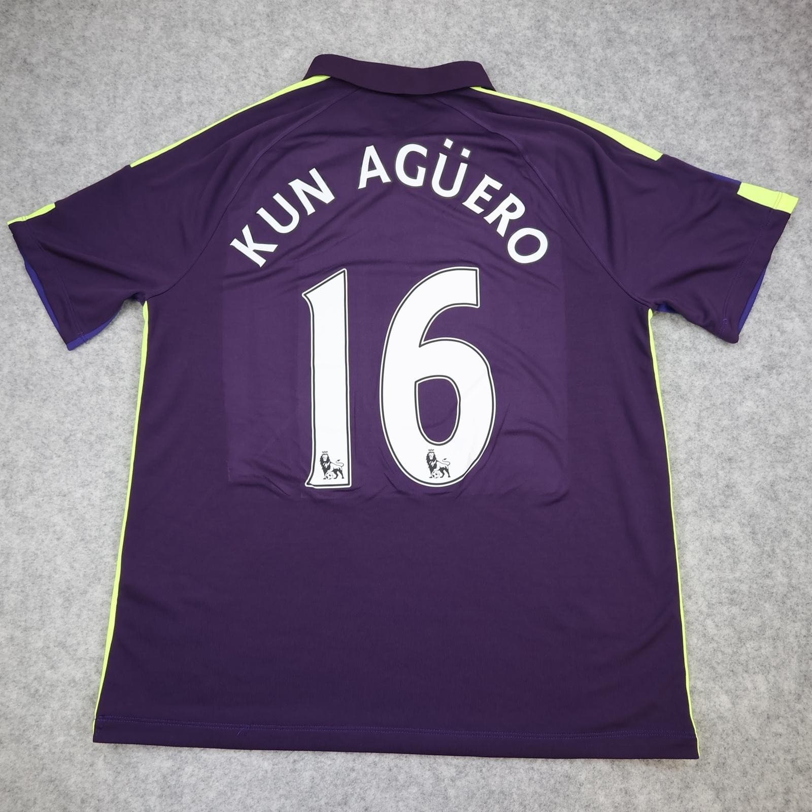 Manchester City Shirt Mens XL Purple 3rd Kit 2014 2015 Football Nike Aguero 16