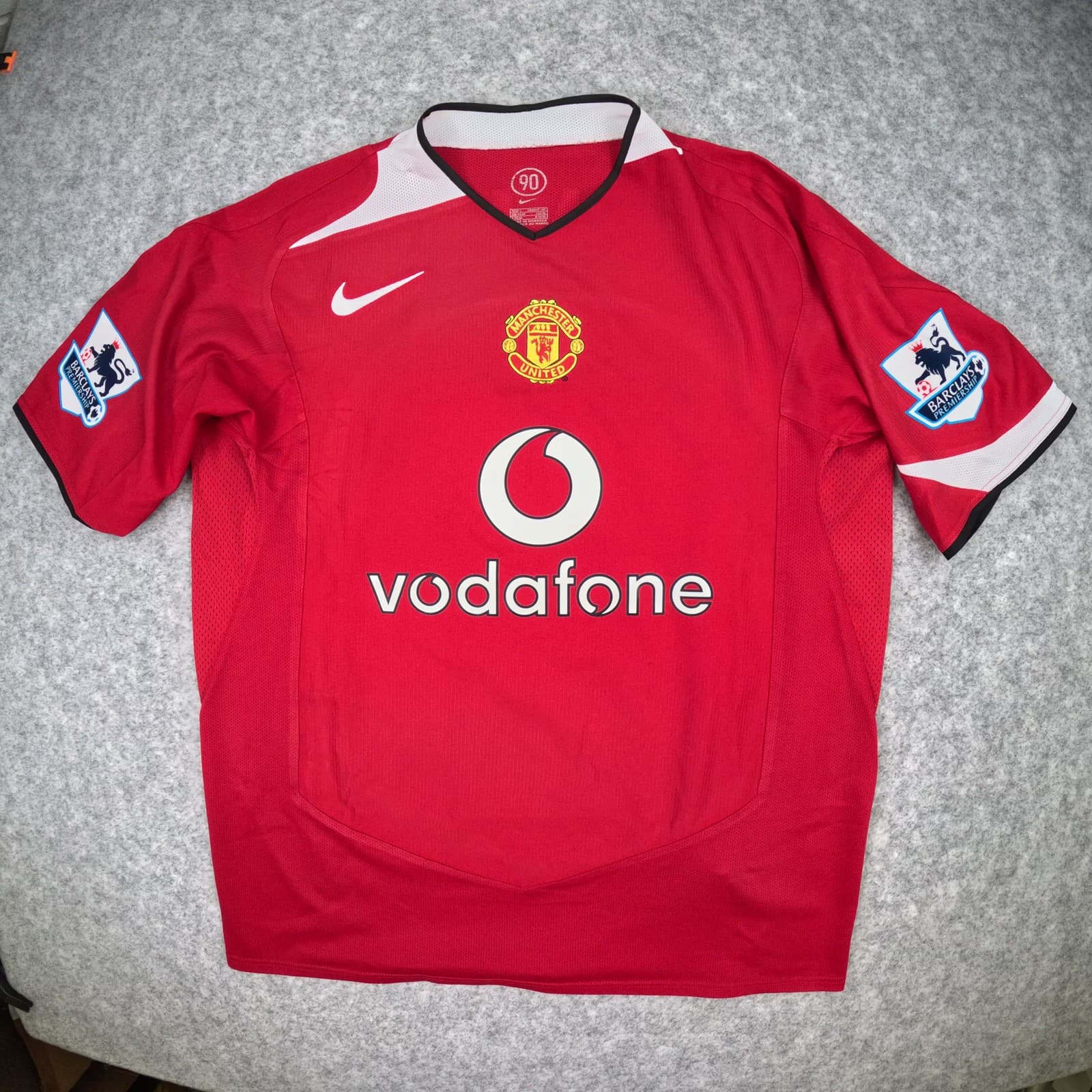 Manchester United Football Shirt Large Red Home 2004 2006 Nike Saha 9 Jersey photo 2