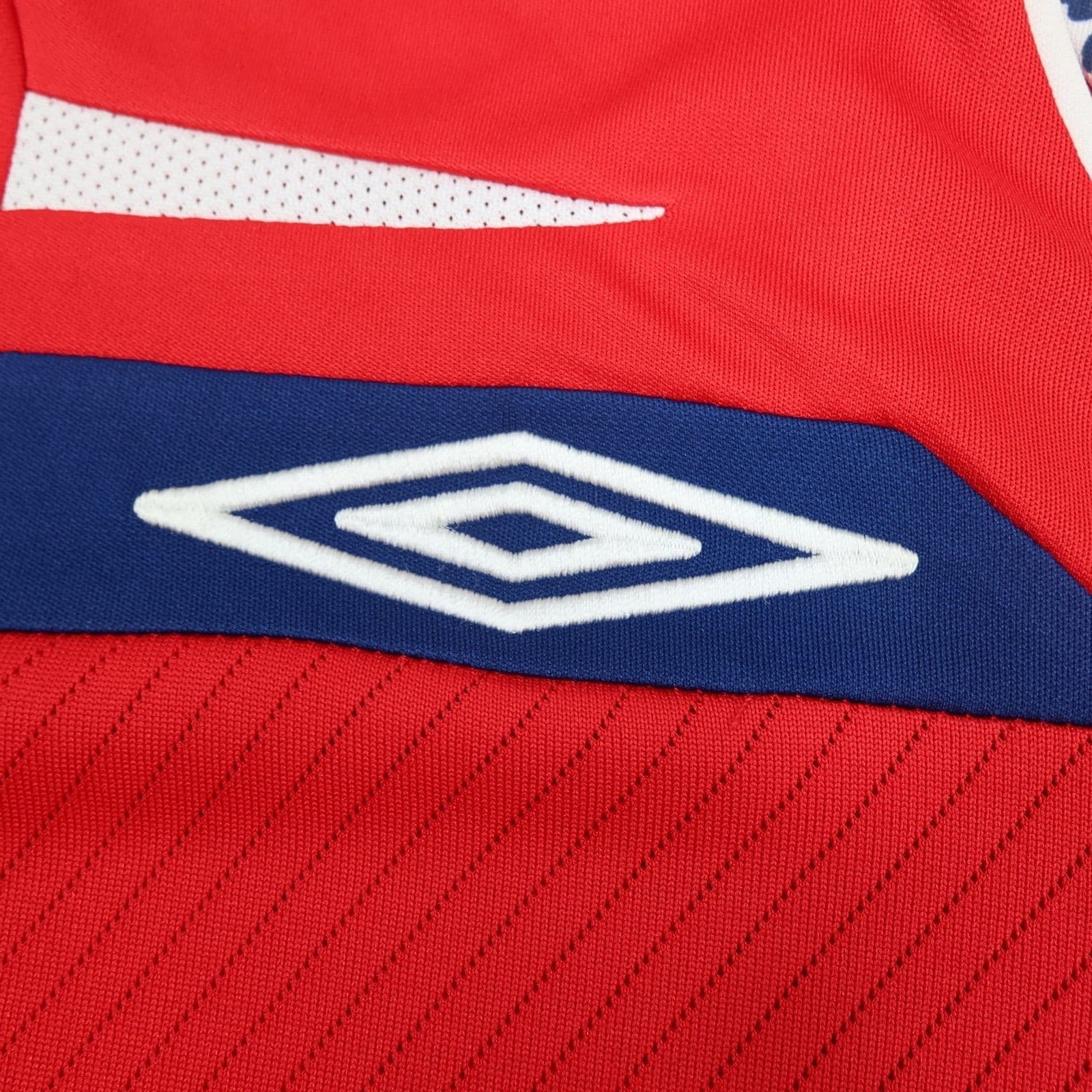 England Football Shirt Medium Red Away Kit 2008 2010 Jersey David Beckham 7 photo 9
