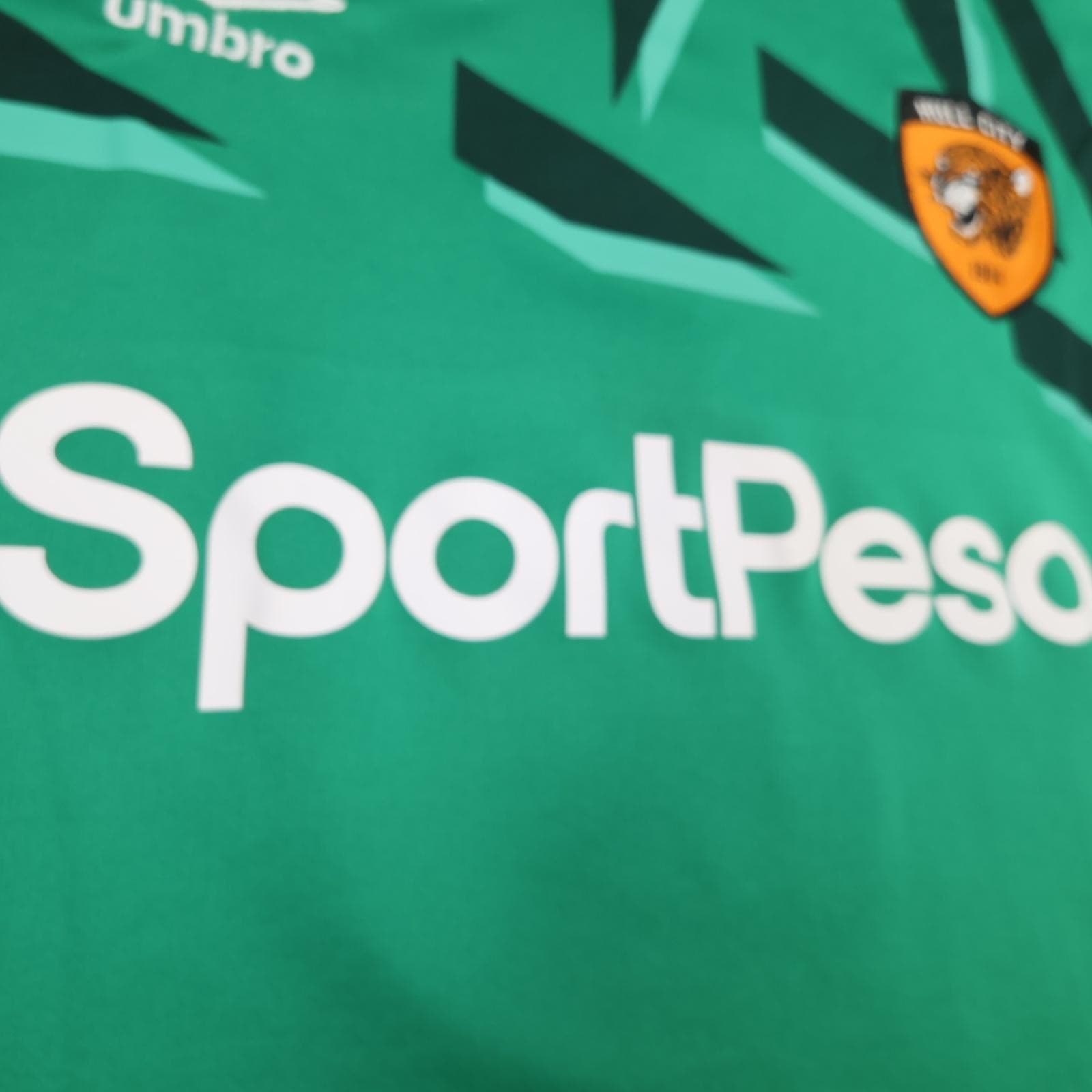Hull City Goalkeeper Shirt Mens Large Green EFL Football Umbro SportPesa Long 1 photo 7