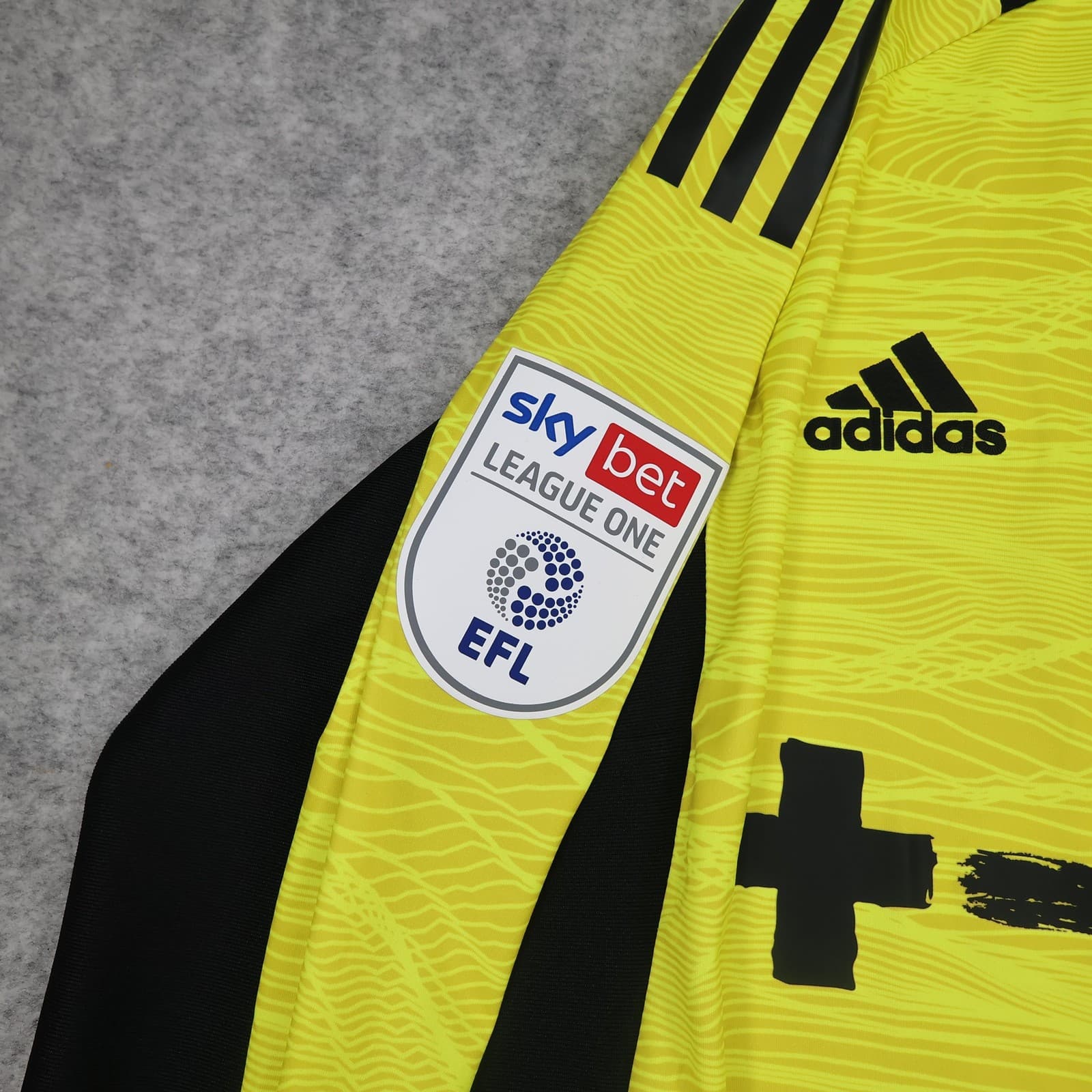 Ipswich Town Goalkeeper Shirt Mens Medium Yellow 2021 2022 Adidas Tour Sheeran photo 4