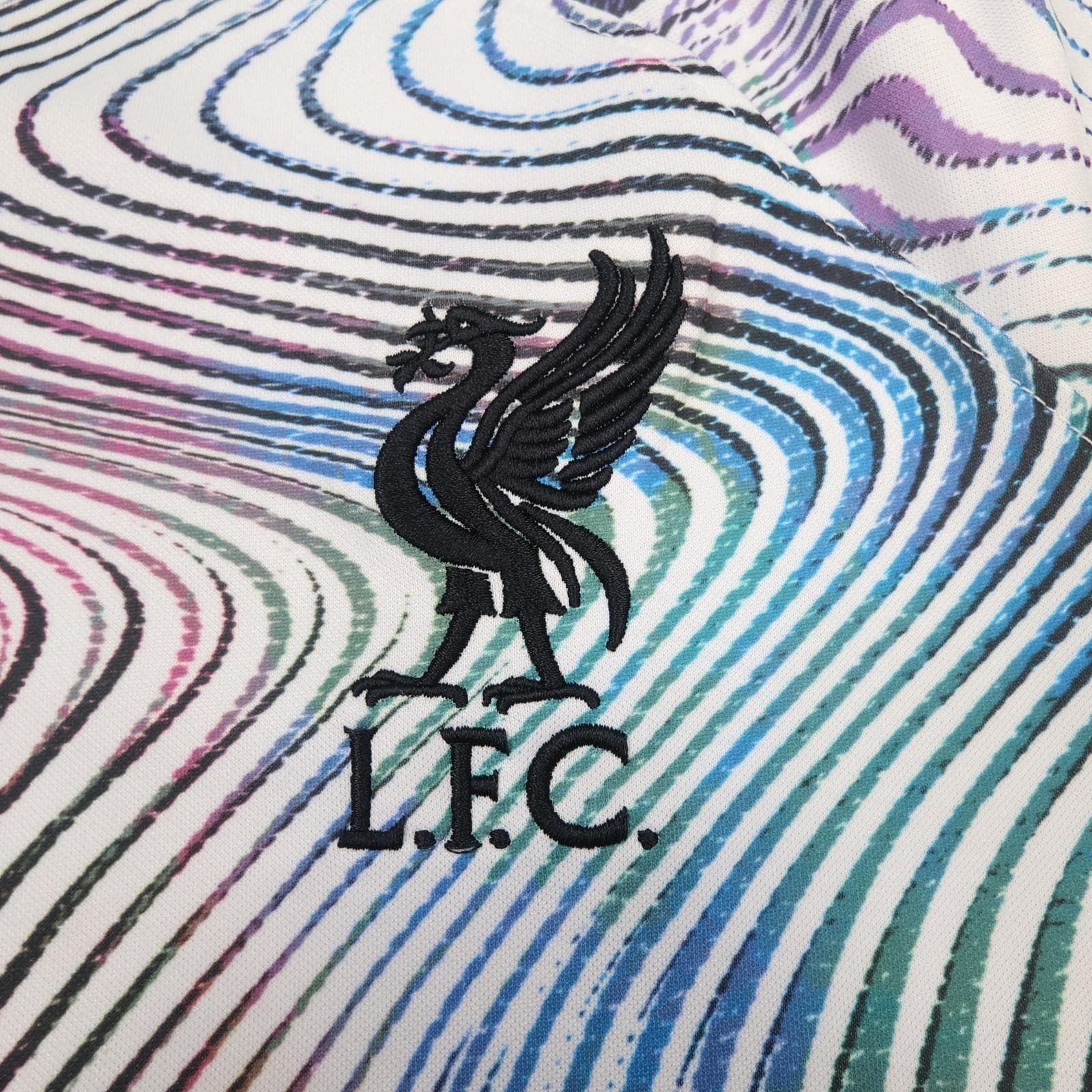 Liverpool Away Shirt Mens Medium Multi 2022 2023 Nike Standard Chartered photo 4