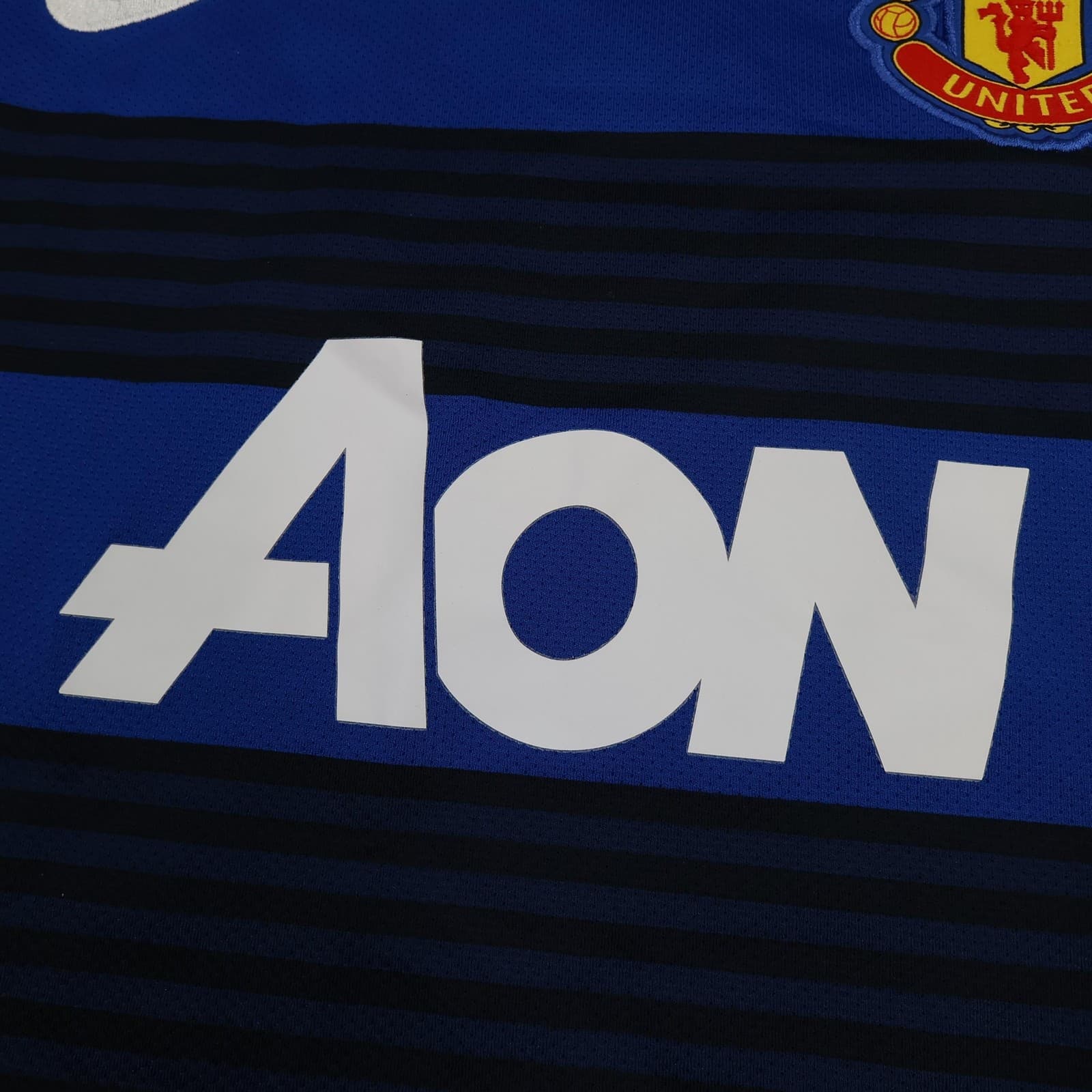 Manchester United Away Shirt Womens Small Size 10-12 Blue 2011 2012 Nike Jersey photo 4