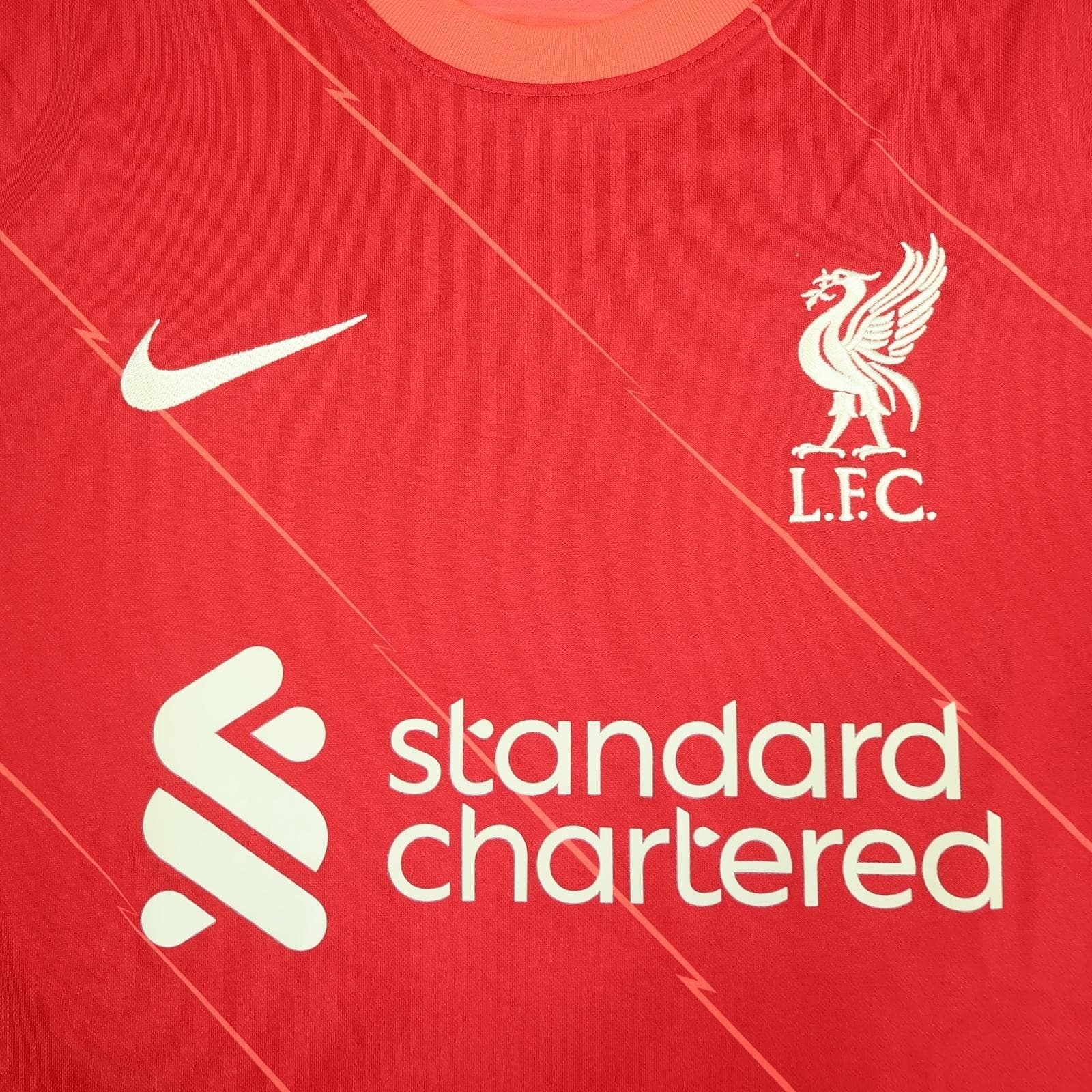 Liverpool Shirt Mens Medium Red Home 2021 2022 Football Nike Standard Chartered photo 2