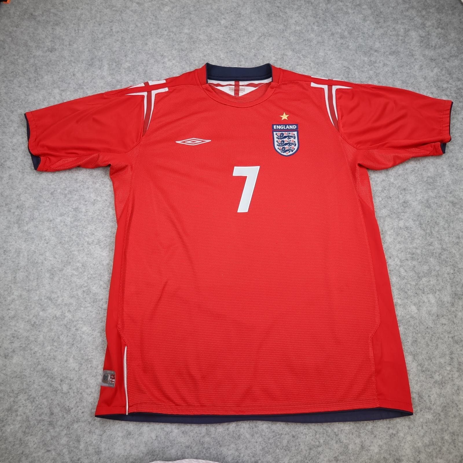 Vintage England Away Shirt Mens Large Red 2004 2006 Football Umbro Beckham Lions photo 2