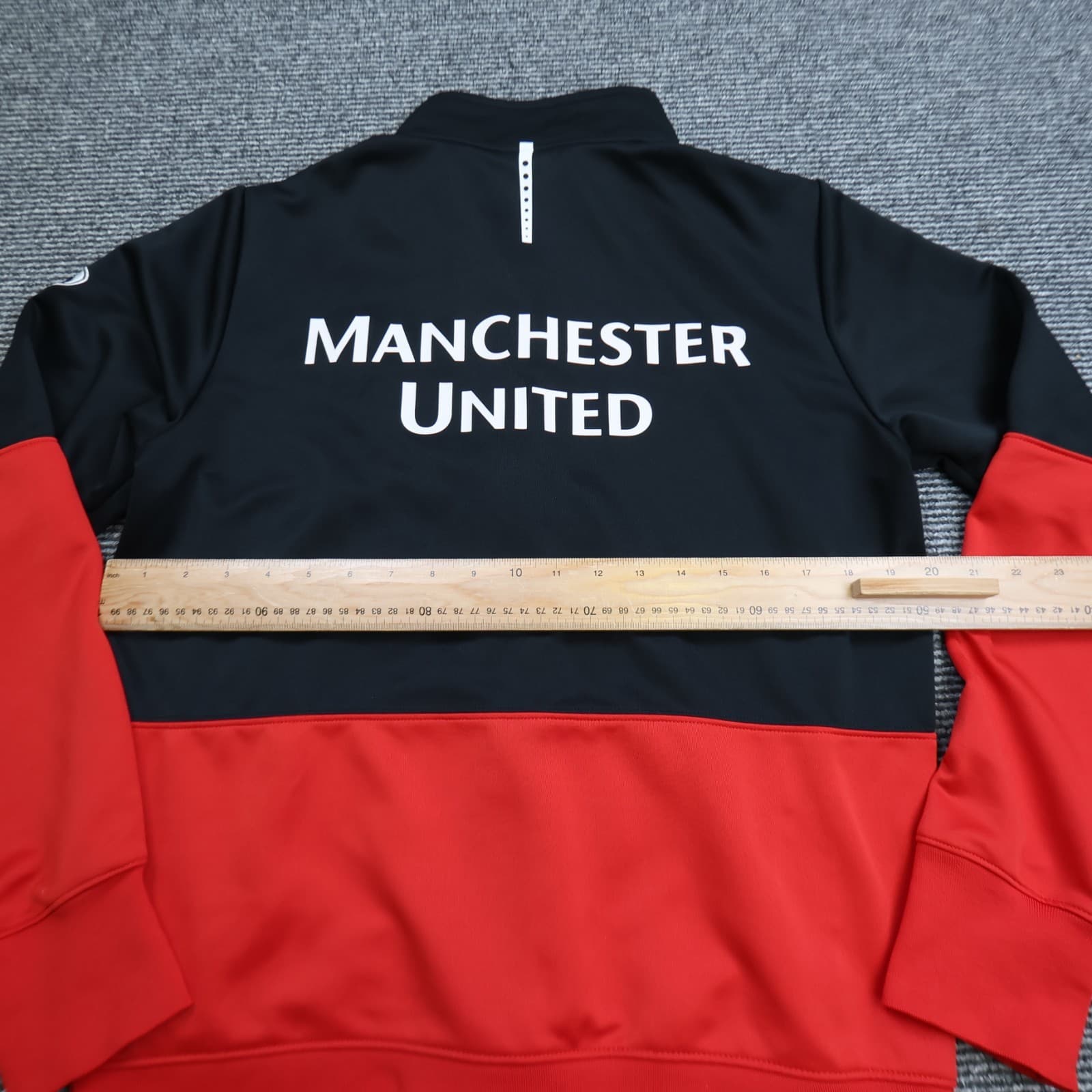Manchester United Tracksuit Medium Black Training Jacket Top Nike 2009 2010 AIG photo 10