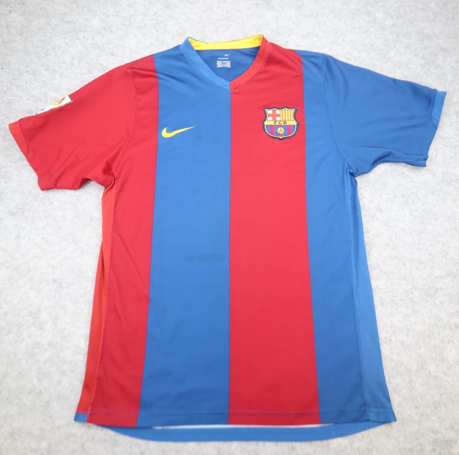 Vintage Barcelona Shirt Medium Red Home Kit 2006 2007 Nike Jersey Football