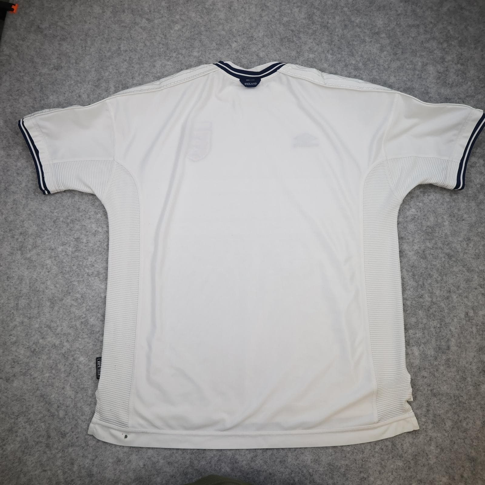 England Home Shirt Mens 2XL White 1999 2001 Three Lions Umbro VAPA TECH Jersey photo 2