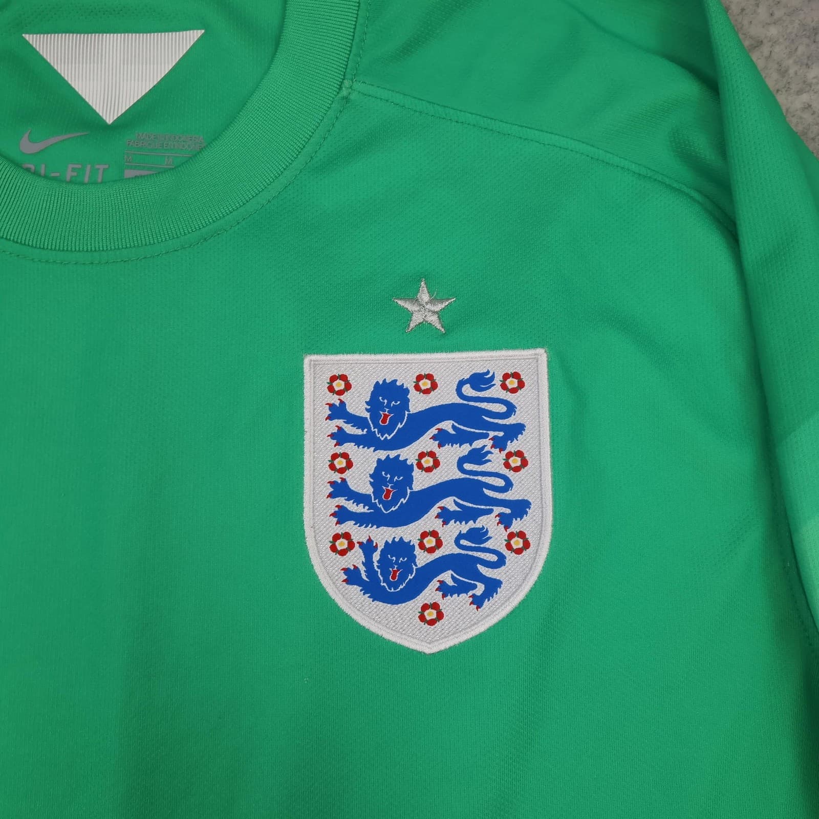 England Goalkeeper Shirt Mens Medium Green 2014 Football Nike Dri Fit Jersey photo 3