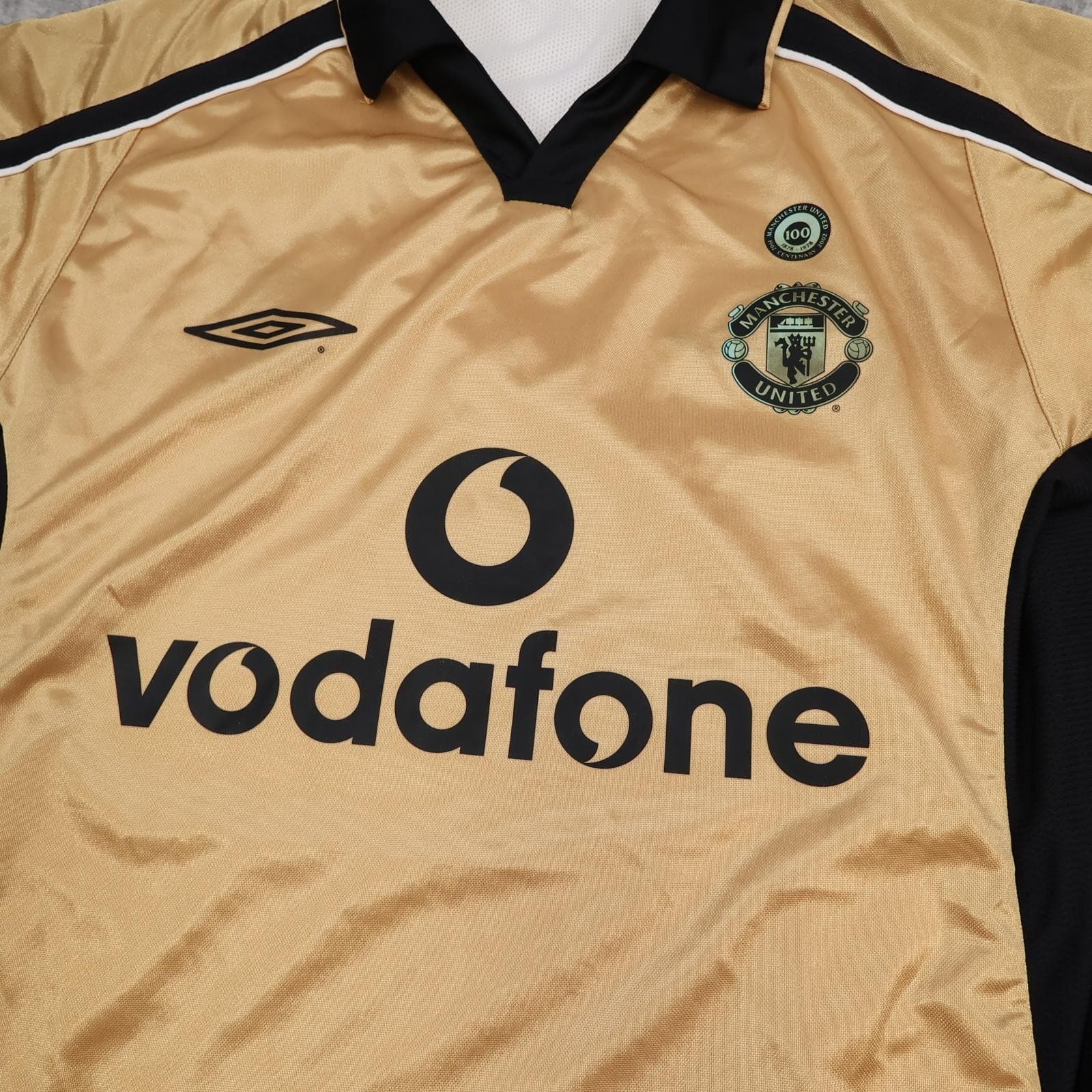 Vintage Manchester United Shirt Mens Small White Away Football Umbro Vodafone photo 15