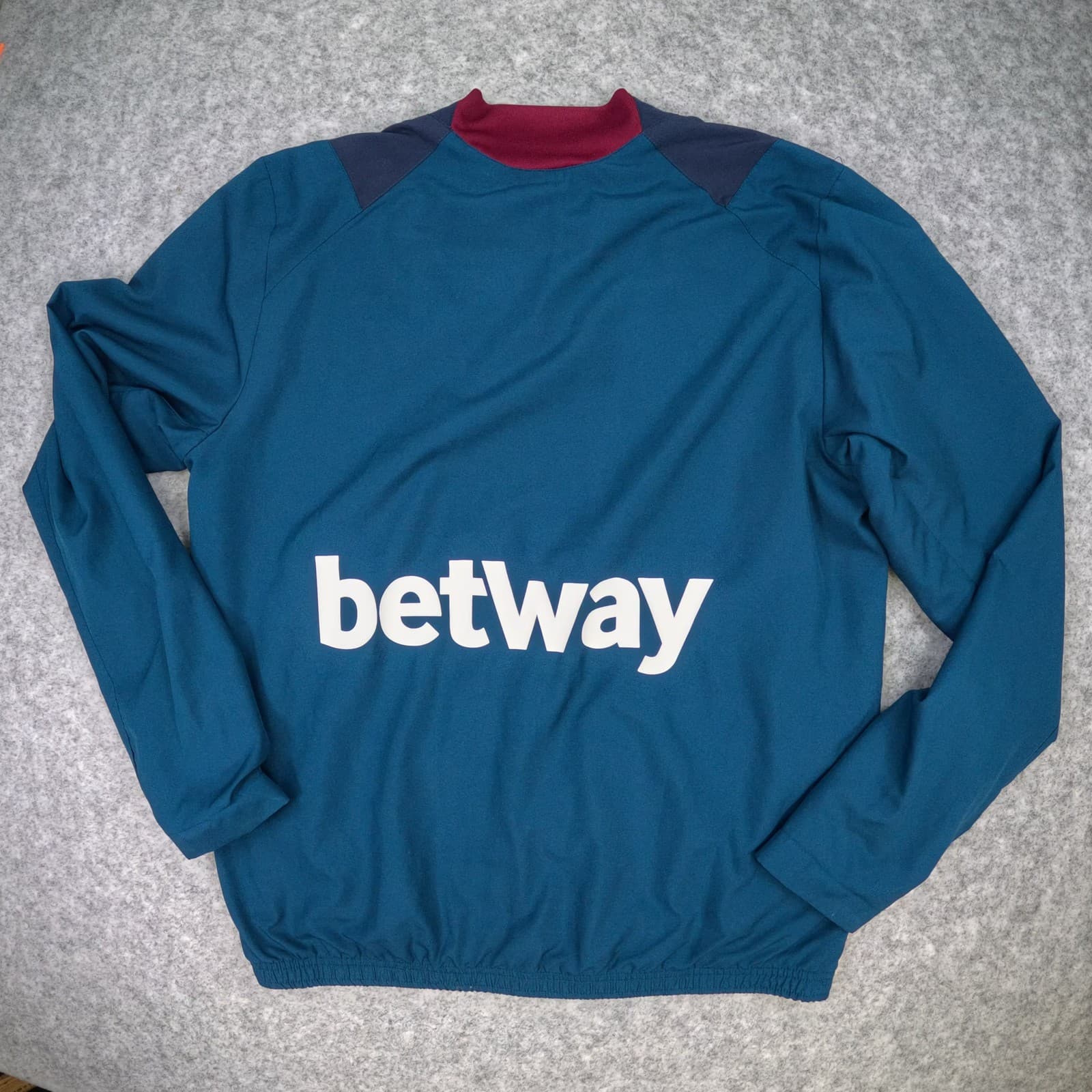 West Ham United Track Jacket Medium Blue Umbro Zip Football See Condition photo 3