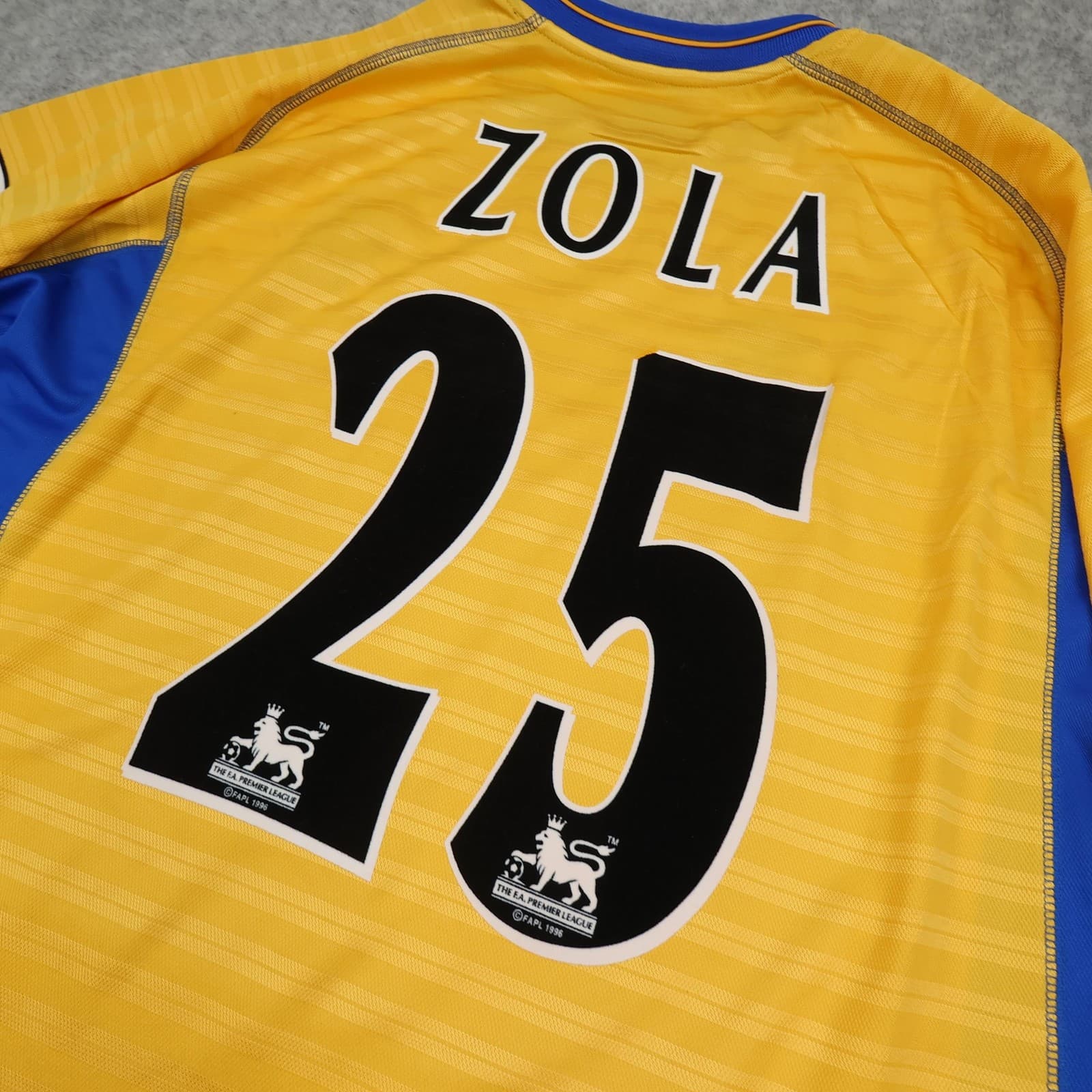 Vintage Chelsea Shirt Mens XL Yellow Away Umbro Zola 2000 2001 Soccer Jersey photo 9