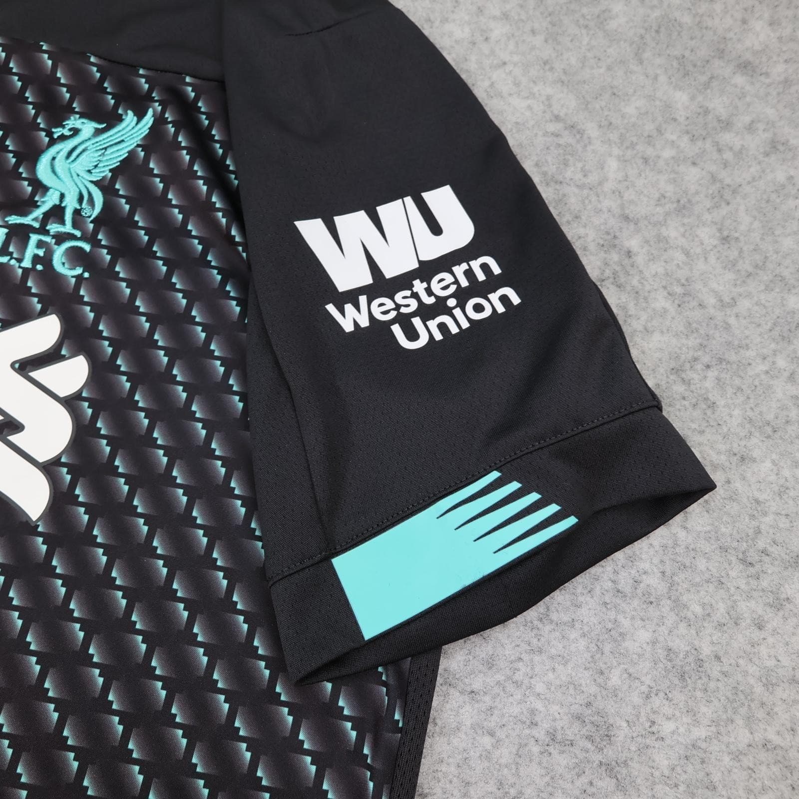 Liverpool Shirt Mens Medium Black 3rd Kit 2019 2020 Football New Balance Jersey photo 8