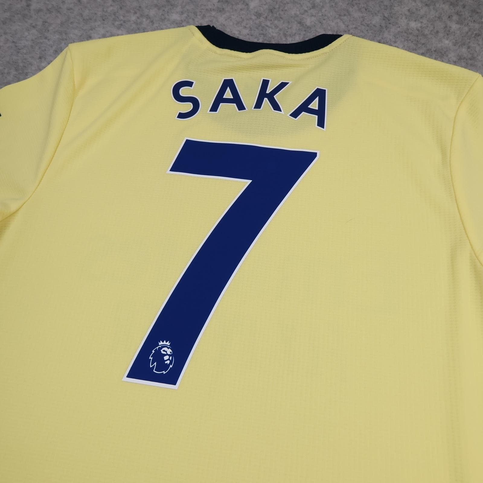 Arsenal Away Shirt Mens Medium Yellow 2021 2022 EPL Football Adidas Saka 7 photo 11