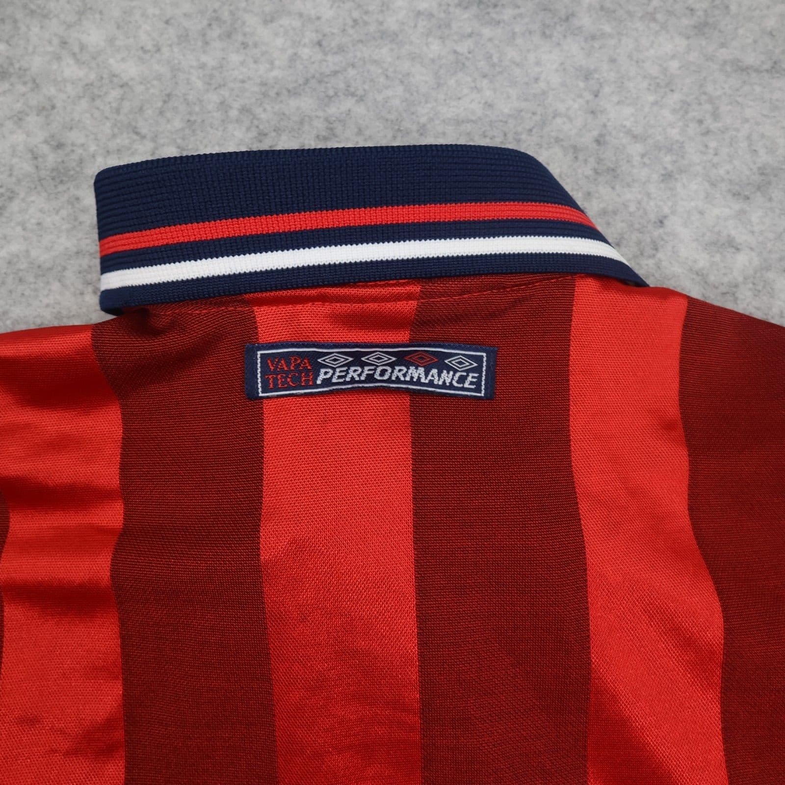 Vintage England Football Shirt Extra Large Red Away Kit Umbro 1997 1999 Jersey photo 11
