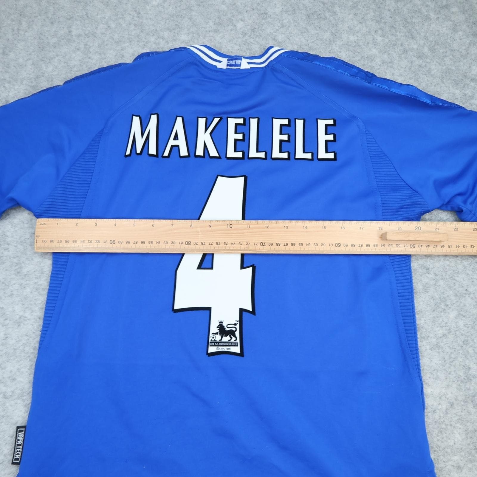 Vintage Chelsea Shirt Kids 13-14 Years Blue Home 1999 2001 Umbro Makelele 4 photo 9