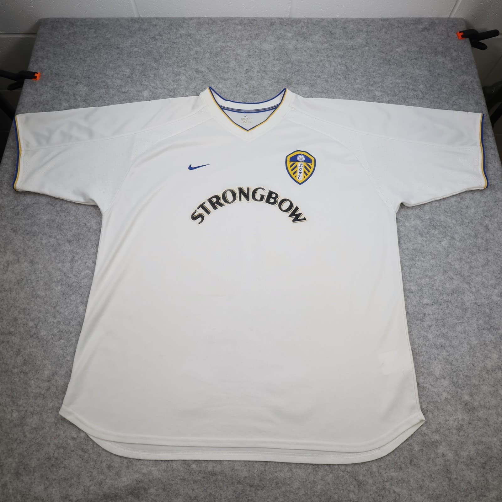 Vintage Leeds United Shirt 2XL White Home Kit 2000 2002 Jersey Strongbow XXL