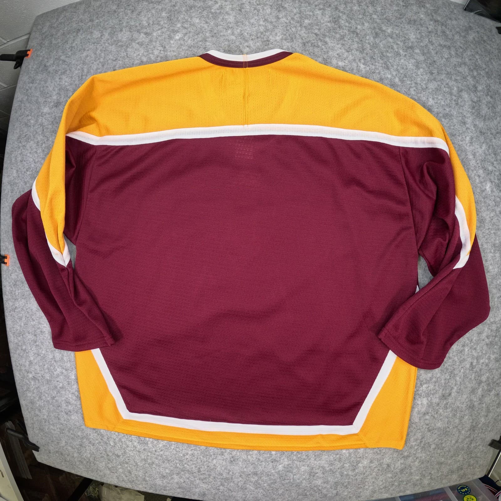 Minnesota Golden Gophers Jersey Large Maroon Gold Easton Long Sleeve Ice Hockey photo 2