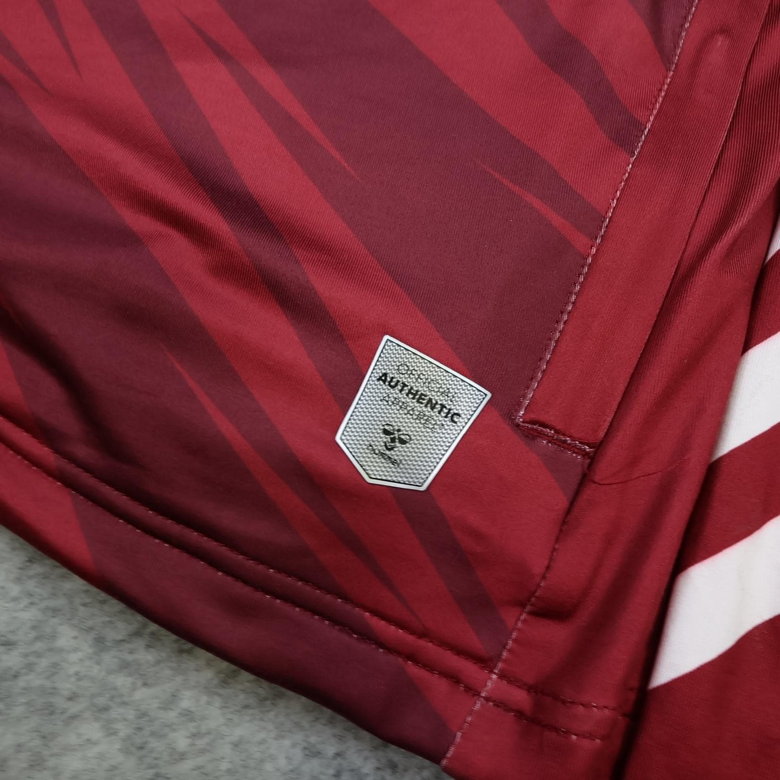 Northampton Town Training Top Mens Medium Red 2021 2022 Hummel Authentic photo 5