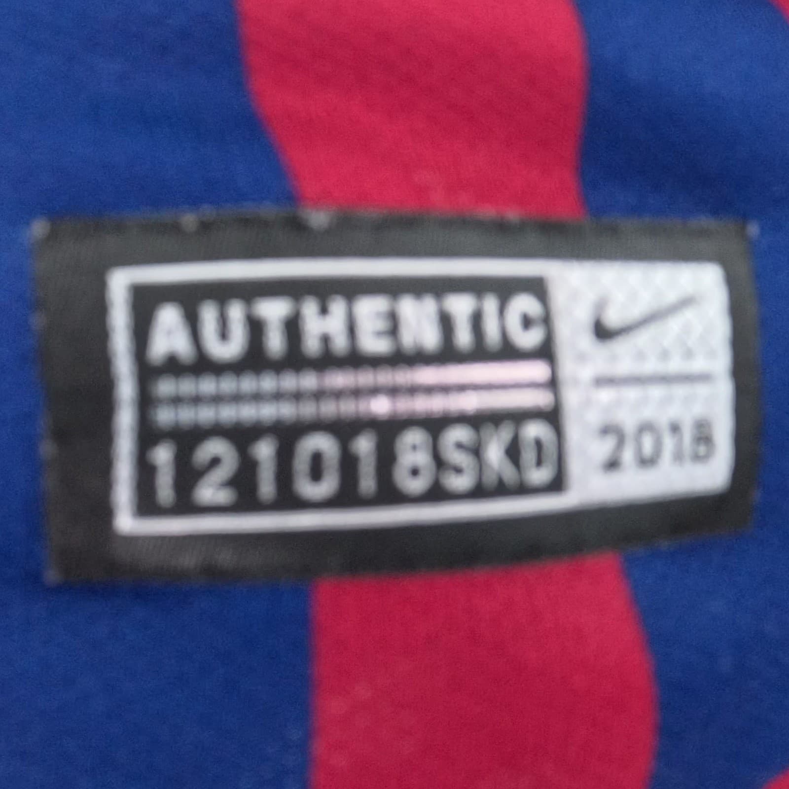 FC Barcelona Football Shirt Red Home 2018 2019 Nike Piqué 3 Soccer Jersey photo 5