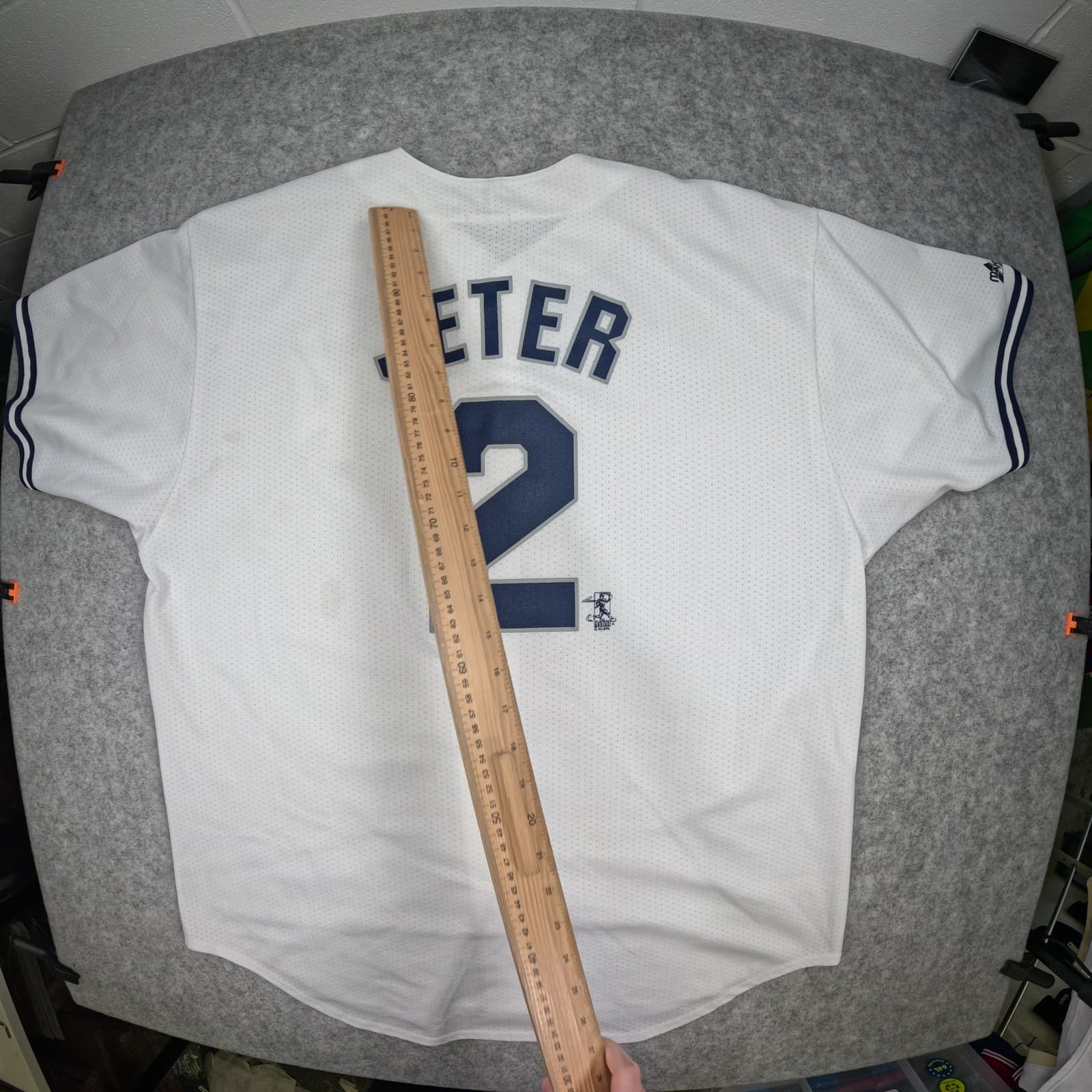 New York Yankees Baseball Jersey 2XL White Majestic Derek Jeter 2 Button Up photo 3